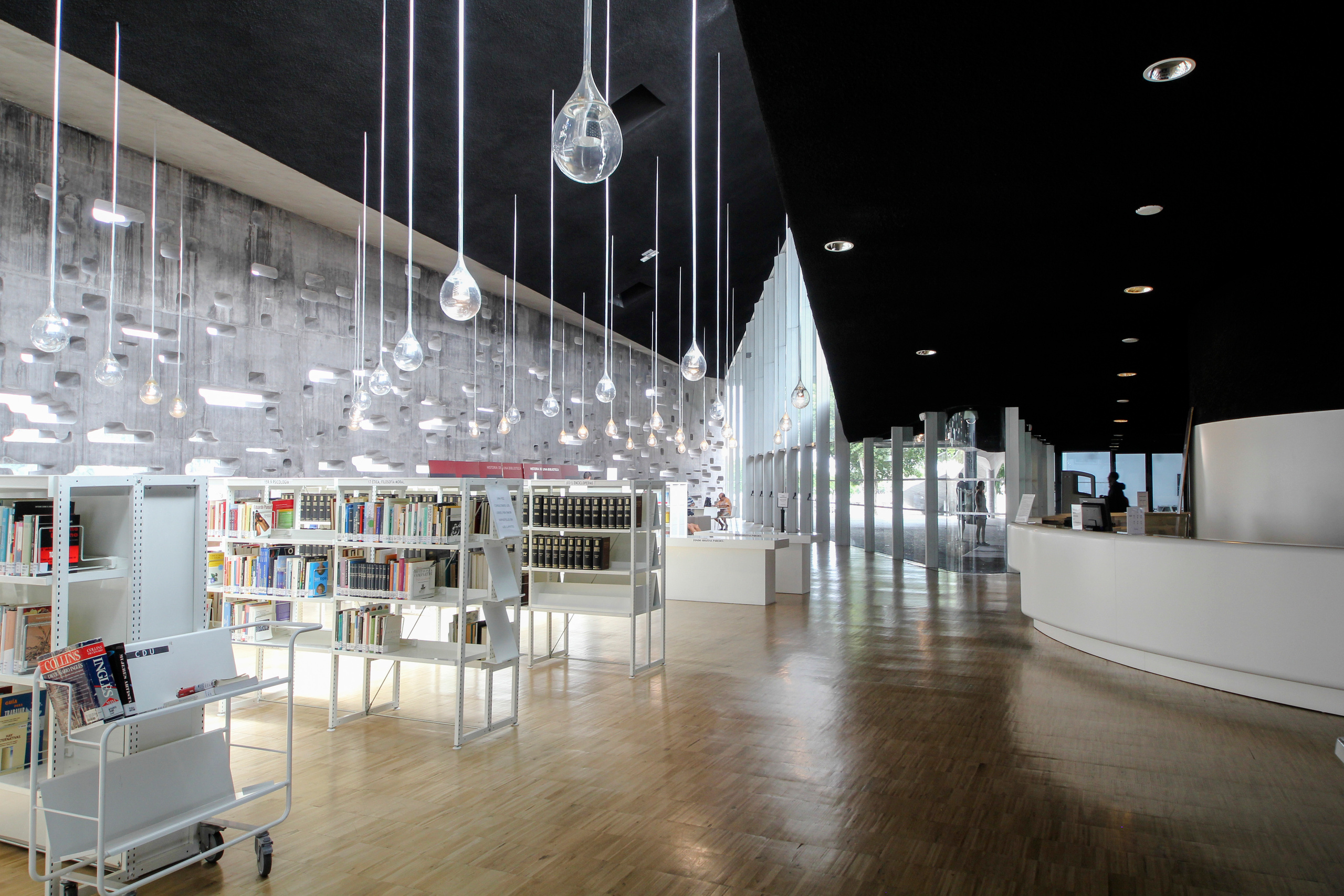 Herzog & de Meuron: TEA Art Space, Tenerife, Spain. Интерьерный фотограф Дима Птицын и стилист Дарья Копылова