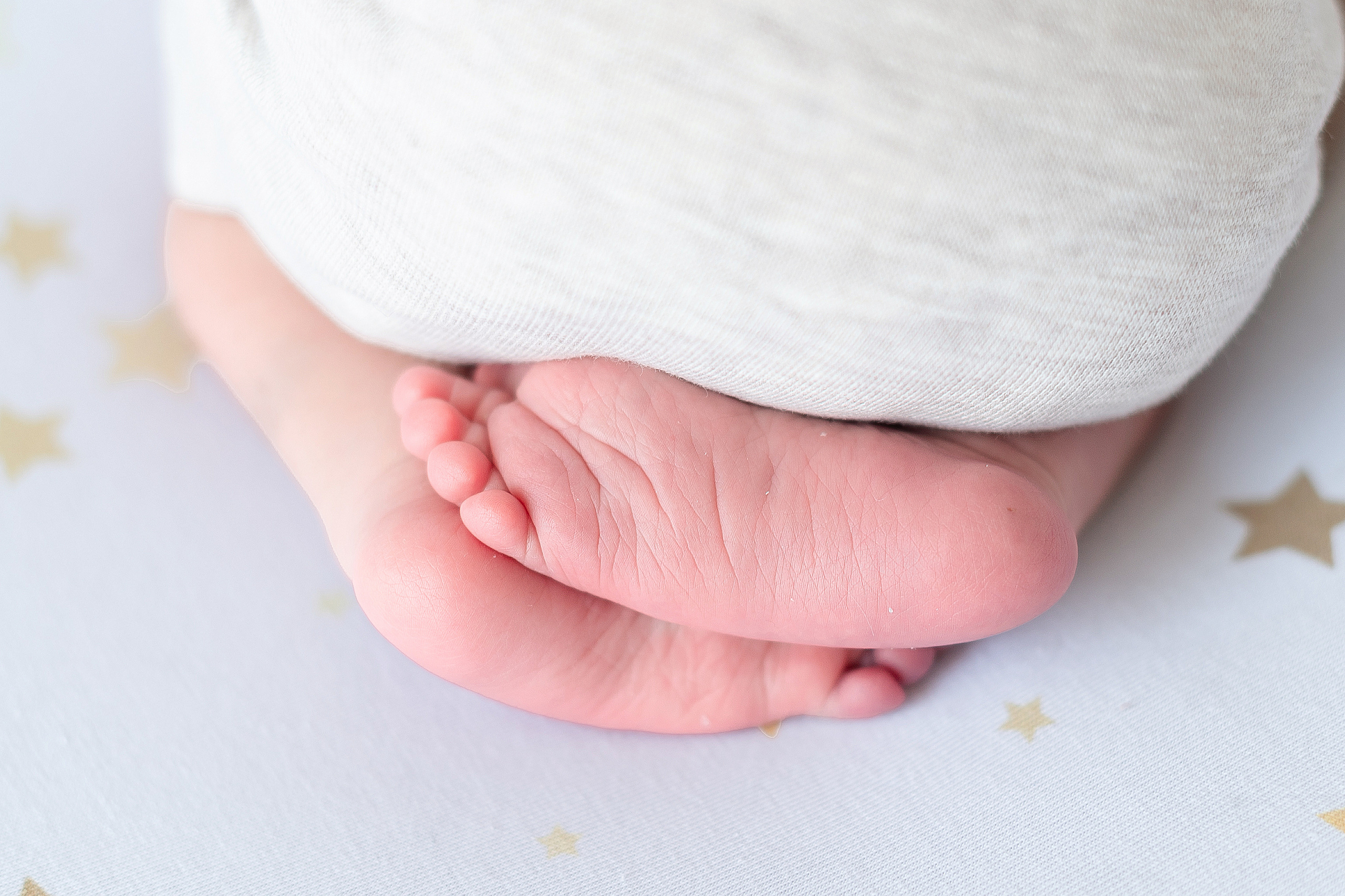 Владимир. Детский и семейный фотограф в Красноярске. Фотосессии новорожденных малышей до 1 месяца