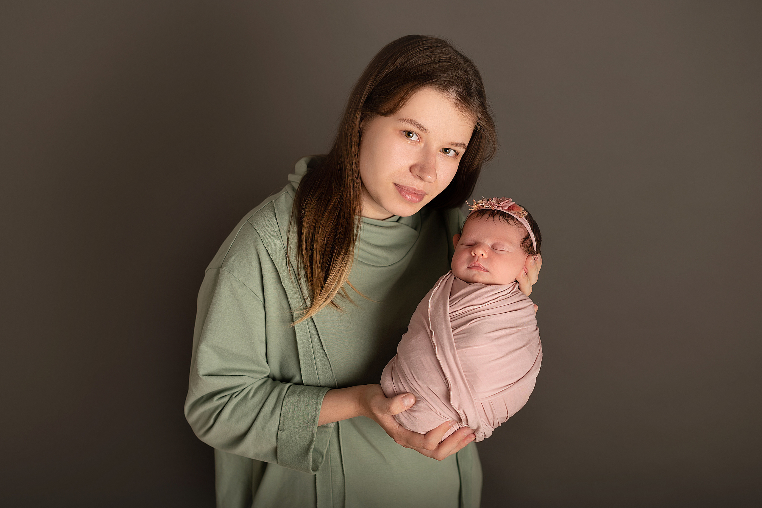 Первая фотосессия Эмилия. Детский и семейный фотограф в Красноярске. Фотосессии новорожденных малышей до 1 месяца