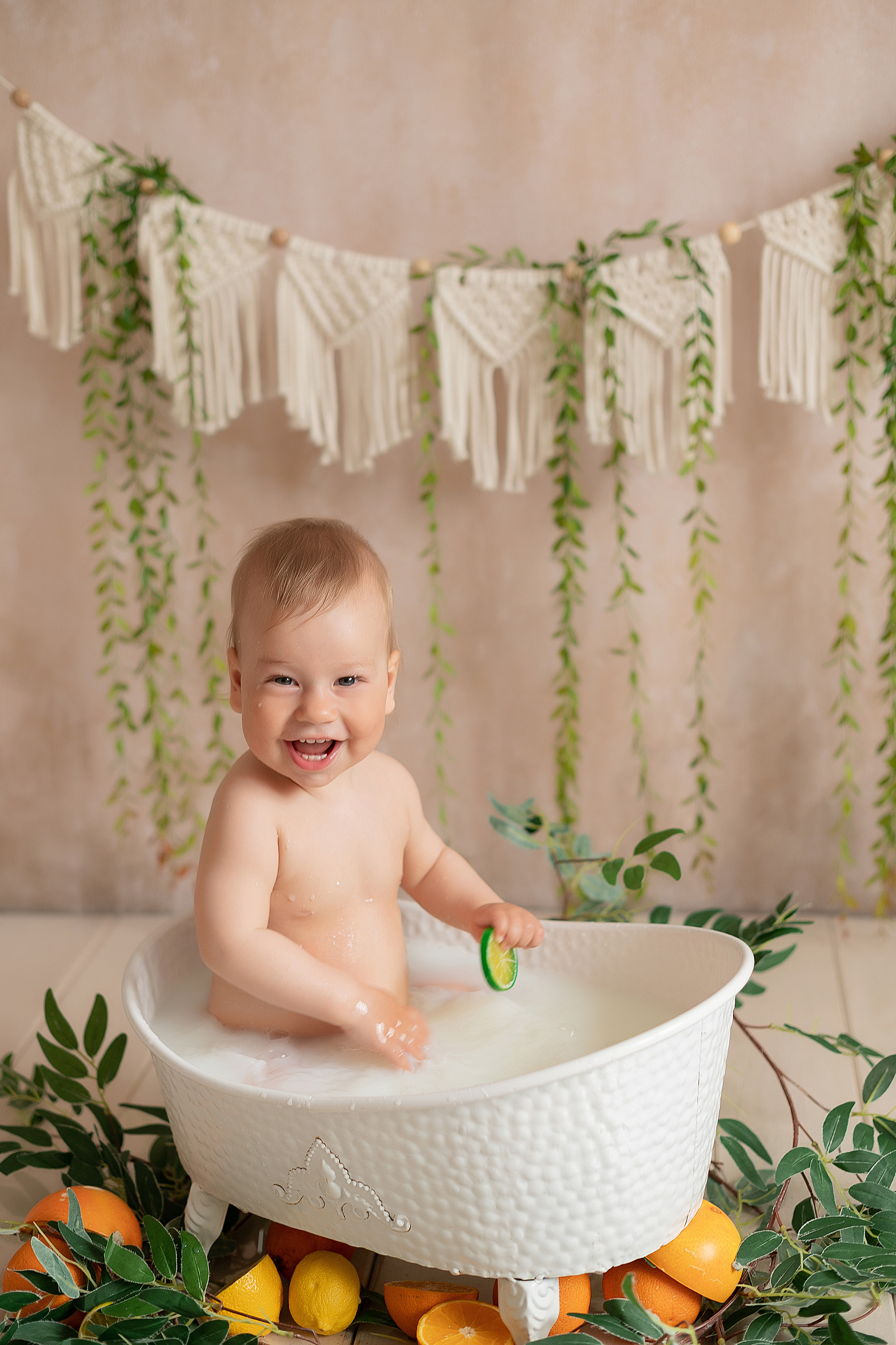 Димочка, 1 годик. Детский и семейный фотограф в Красноярске. Фотосессии новорожденных малышей до 1 месяца