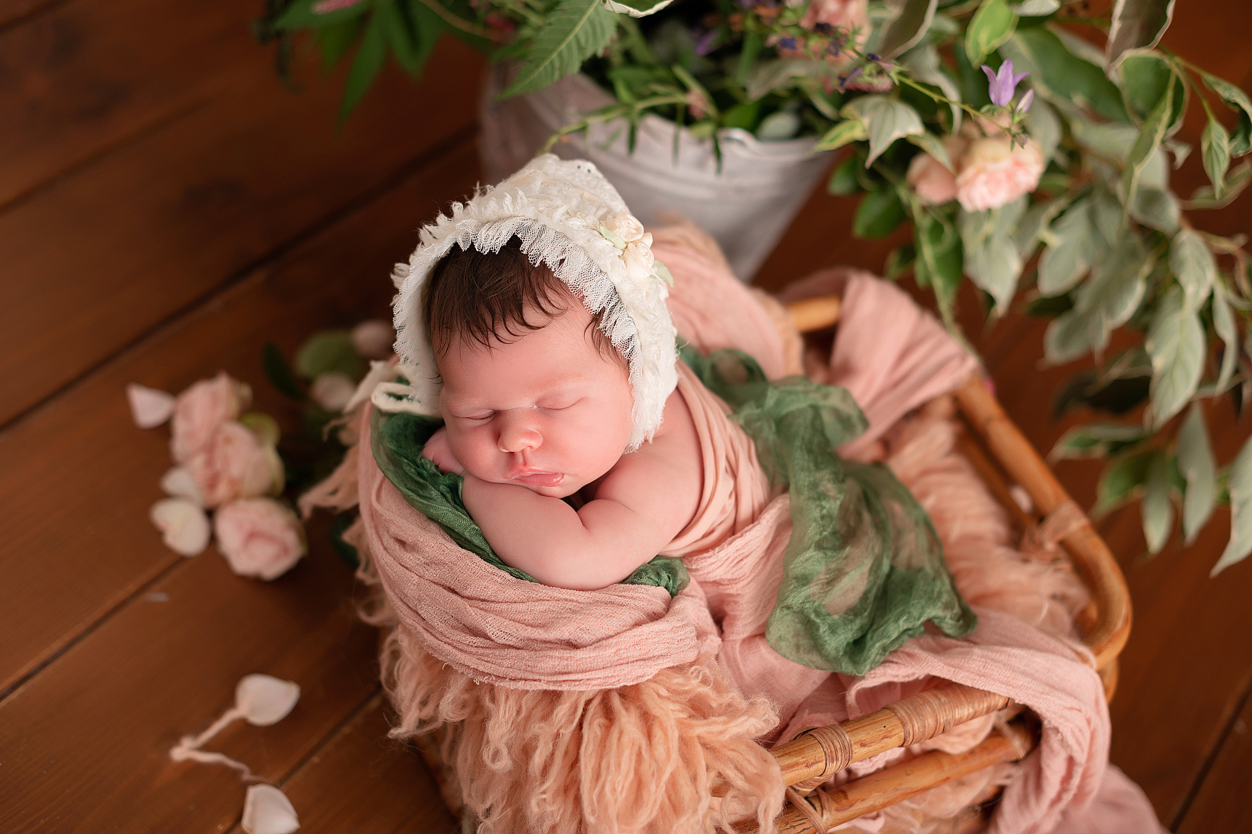 Первая фотосессия Эмилия. Детский и семейный фотограф в Красноярске. Фотосессии новорожденных малышей до 1 месяца