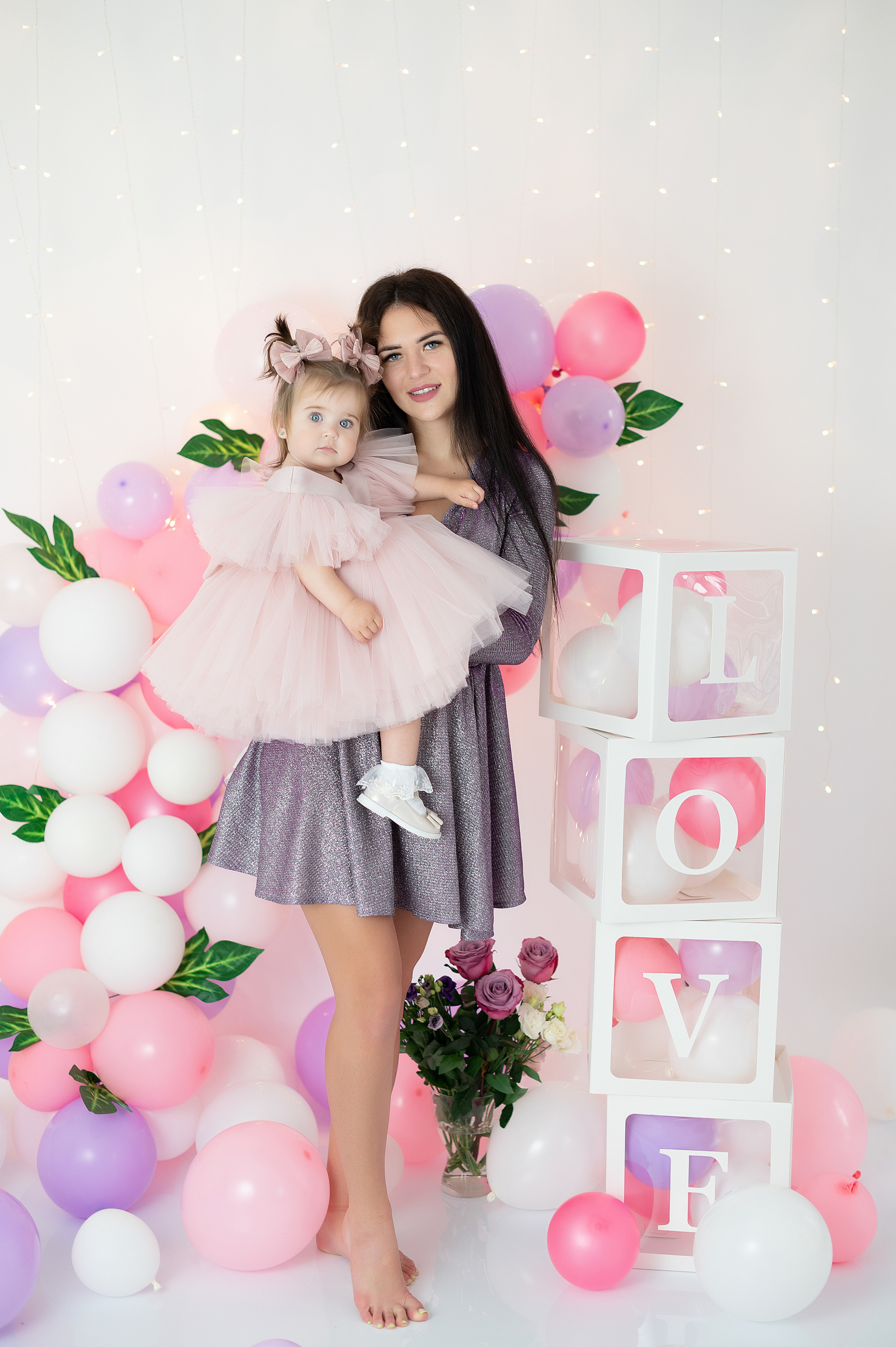 Первый годик Эвелине. Детский и семейный фотограф в Красноярске. Фотосессии новорожденных малышей до 1 месяца