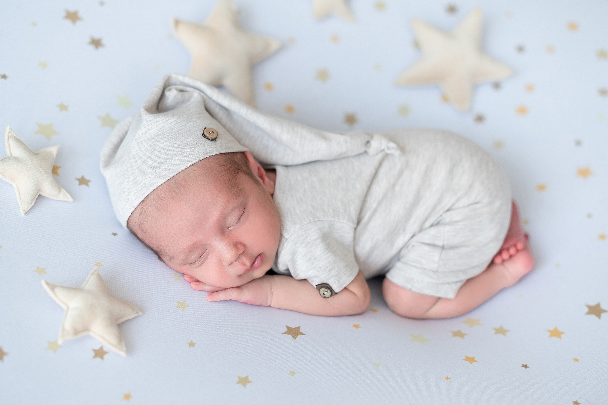 Владимир. Детский и семейный фотограф в Красноярске. Фотосессии новорожденных малышей до 1 месяца