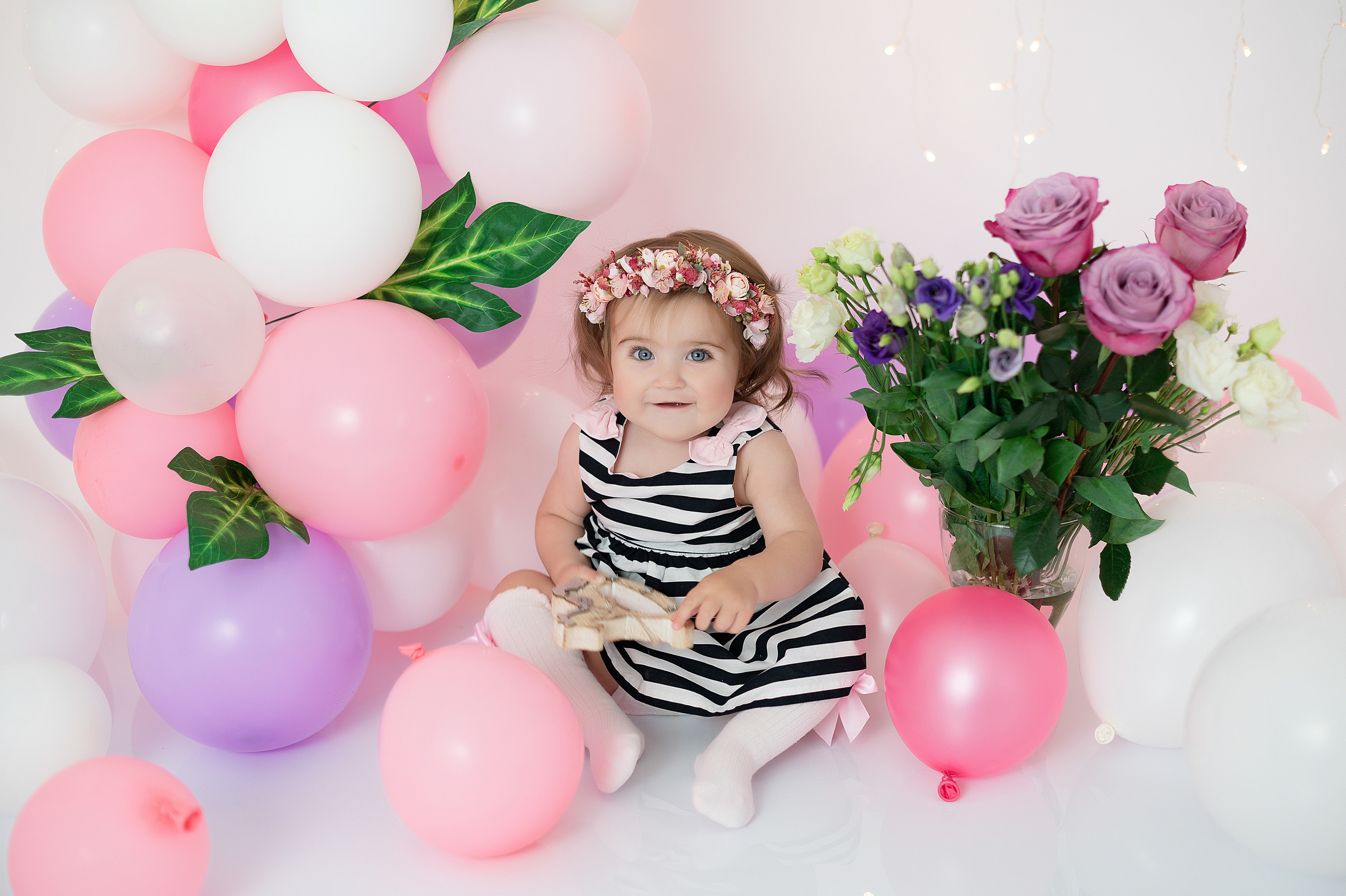 Первый годик Эвелине. Детский и семейный фотограф в Красноярске. Фотосессии новорожденных малышей до 1 месяца