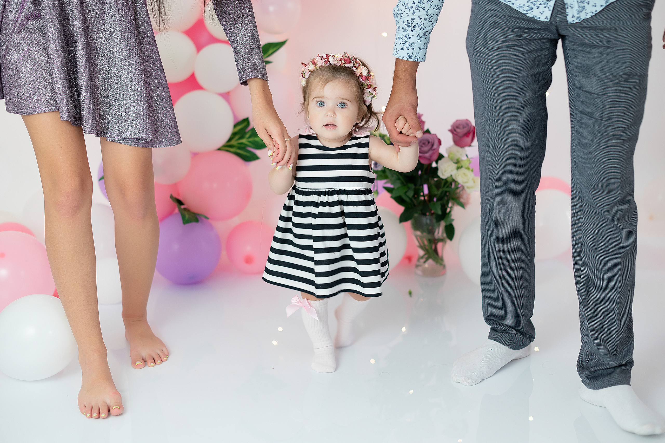 Первый годик Эвелине. Детский и семейный фотограф в Красноярске. Фотосессии новорожденных малышей до 1 месяца