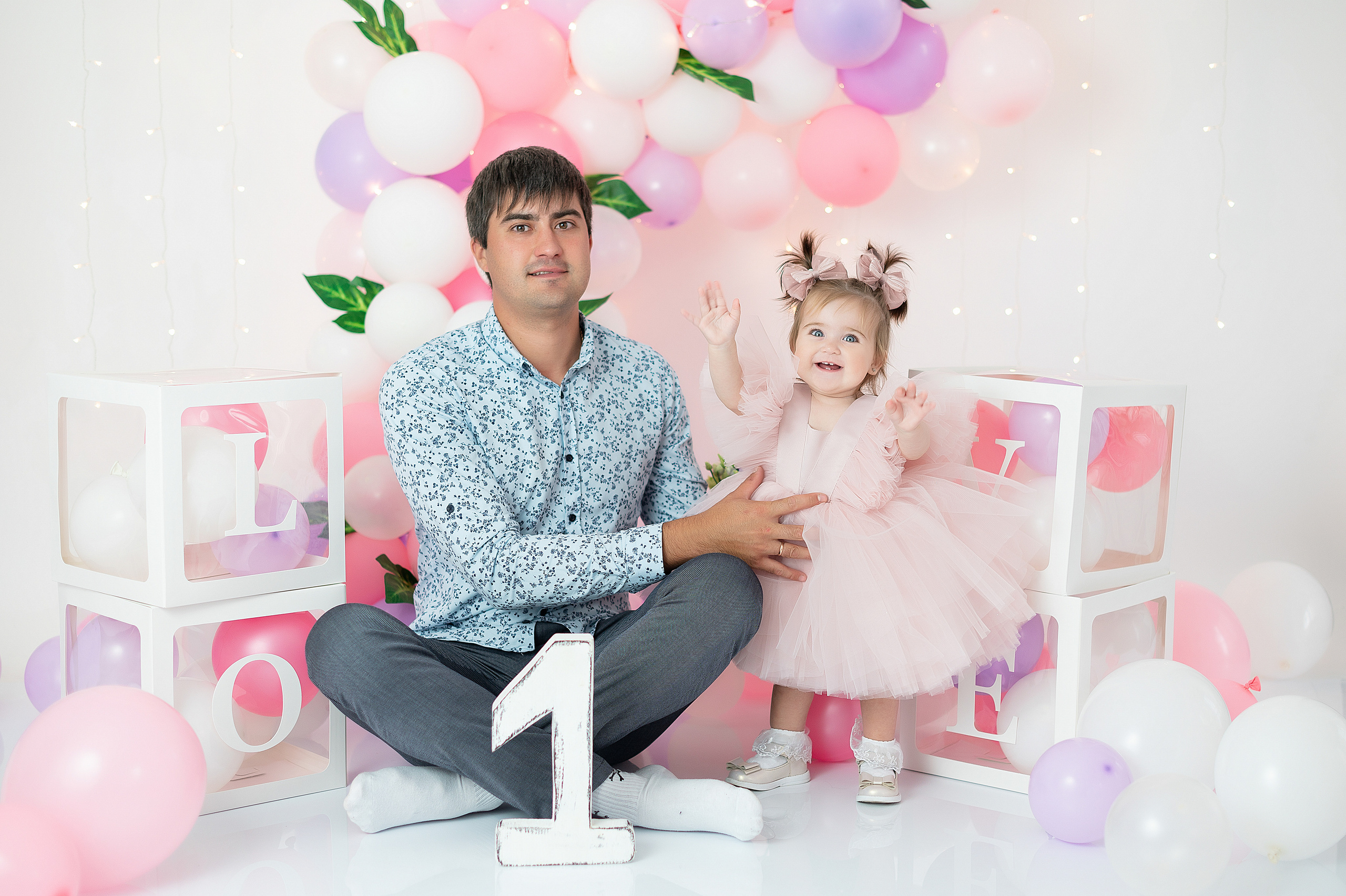 Первый годик Эвелине. Детский и семейный фотограф в Красноярске. Фотосессии новорожденных малышей до 1 месяца