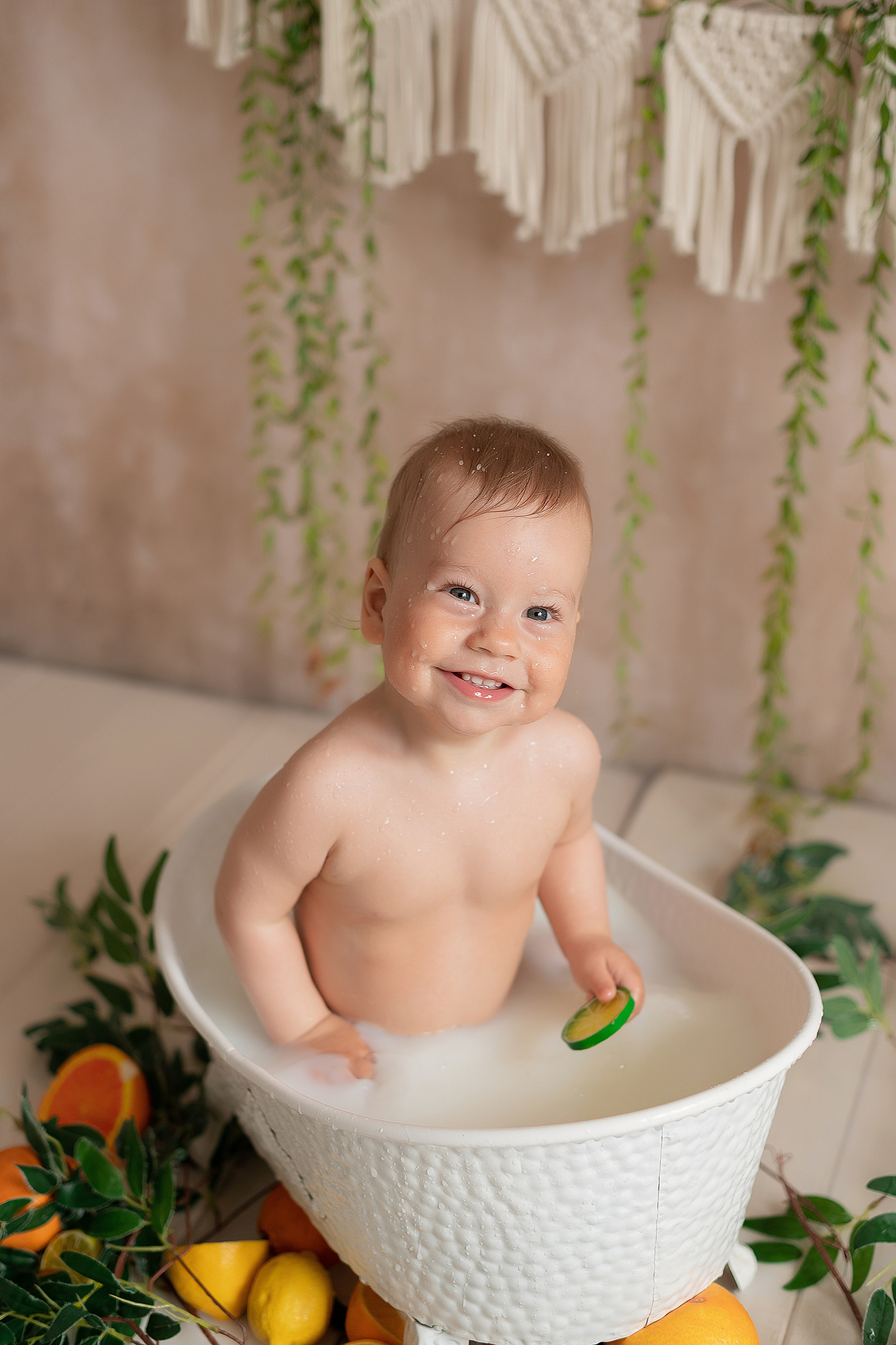 Димочка, 1 годик. Детский и семейный фотограф в Красноярске. Фотосессии новорожденных малышей до 1 месяца