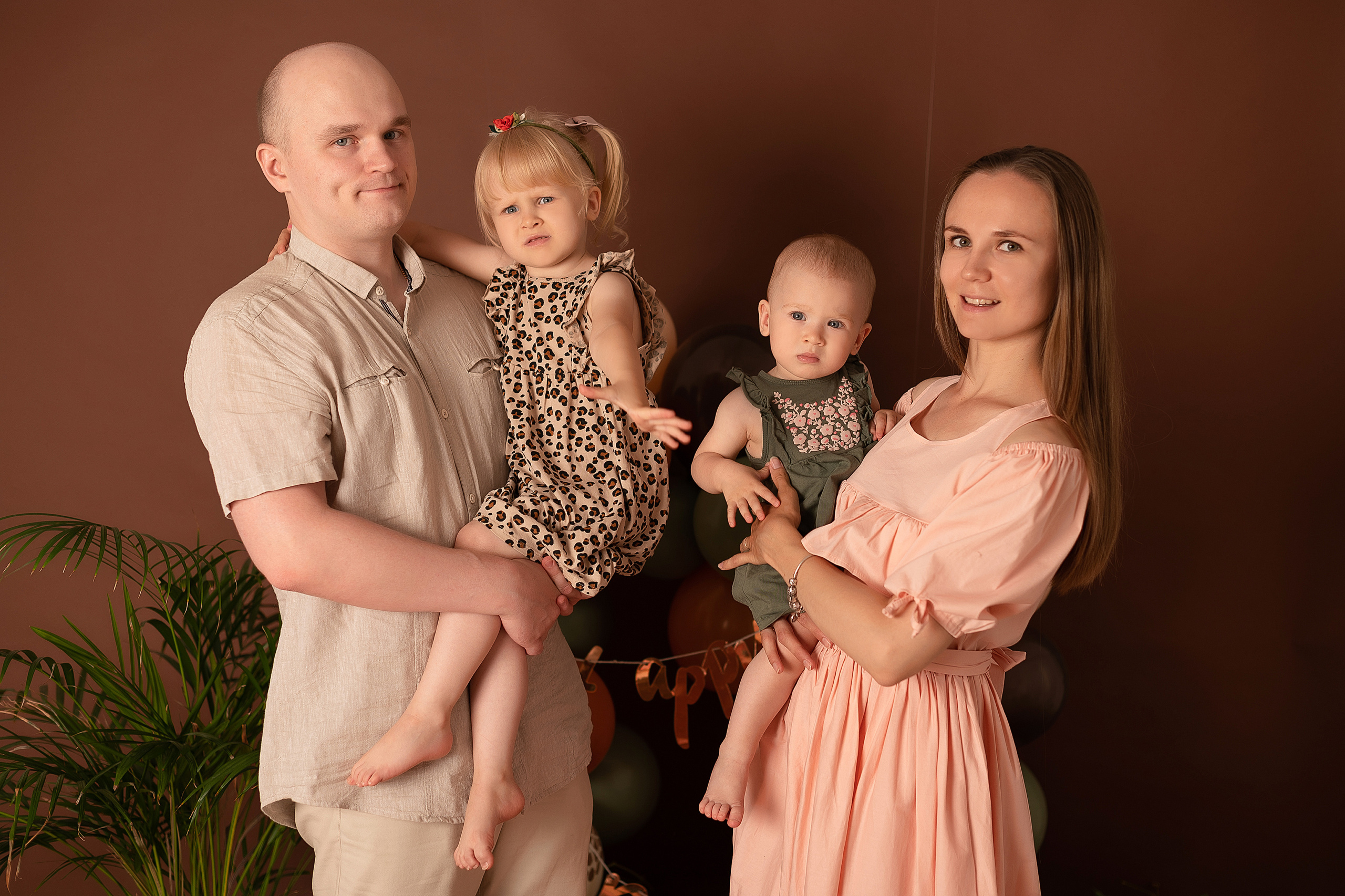 Первый годик Полине. Детский и семейный фотограф в Красноярске. Фотосессии новорожденных малышей до 1 месяца