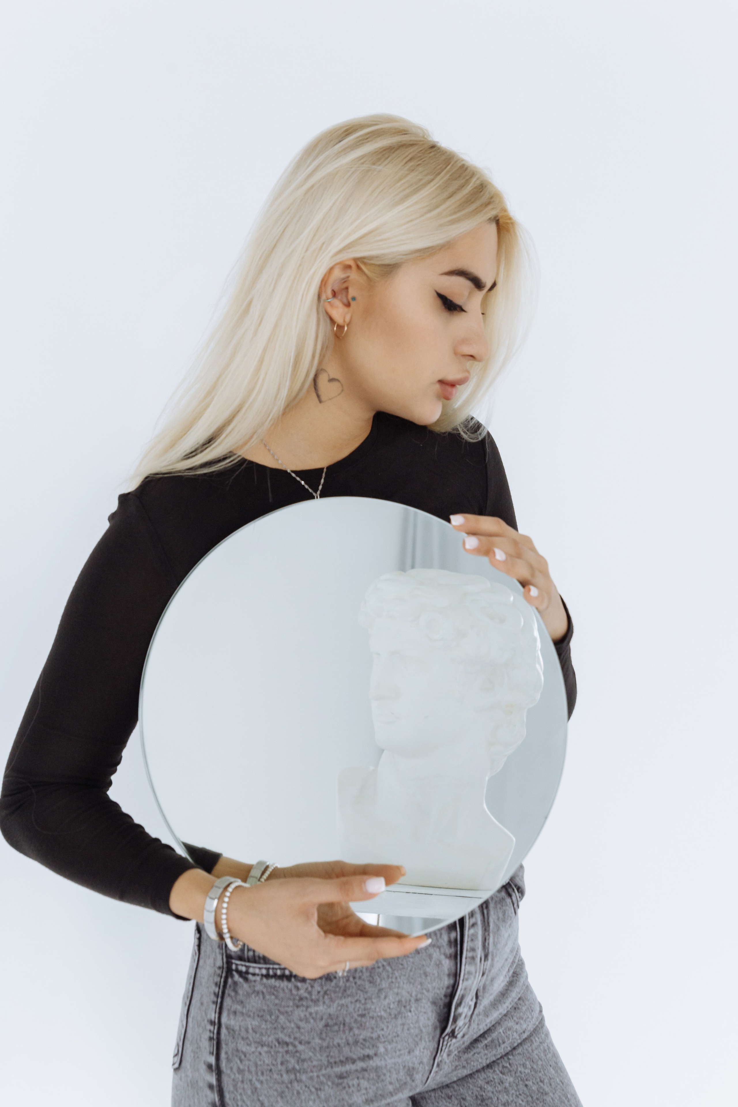 Сабина в студии. Событийный фотограф Максим Бескоровайновнов