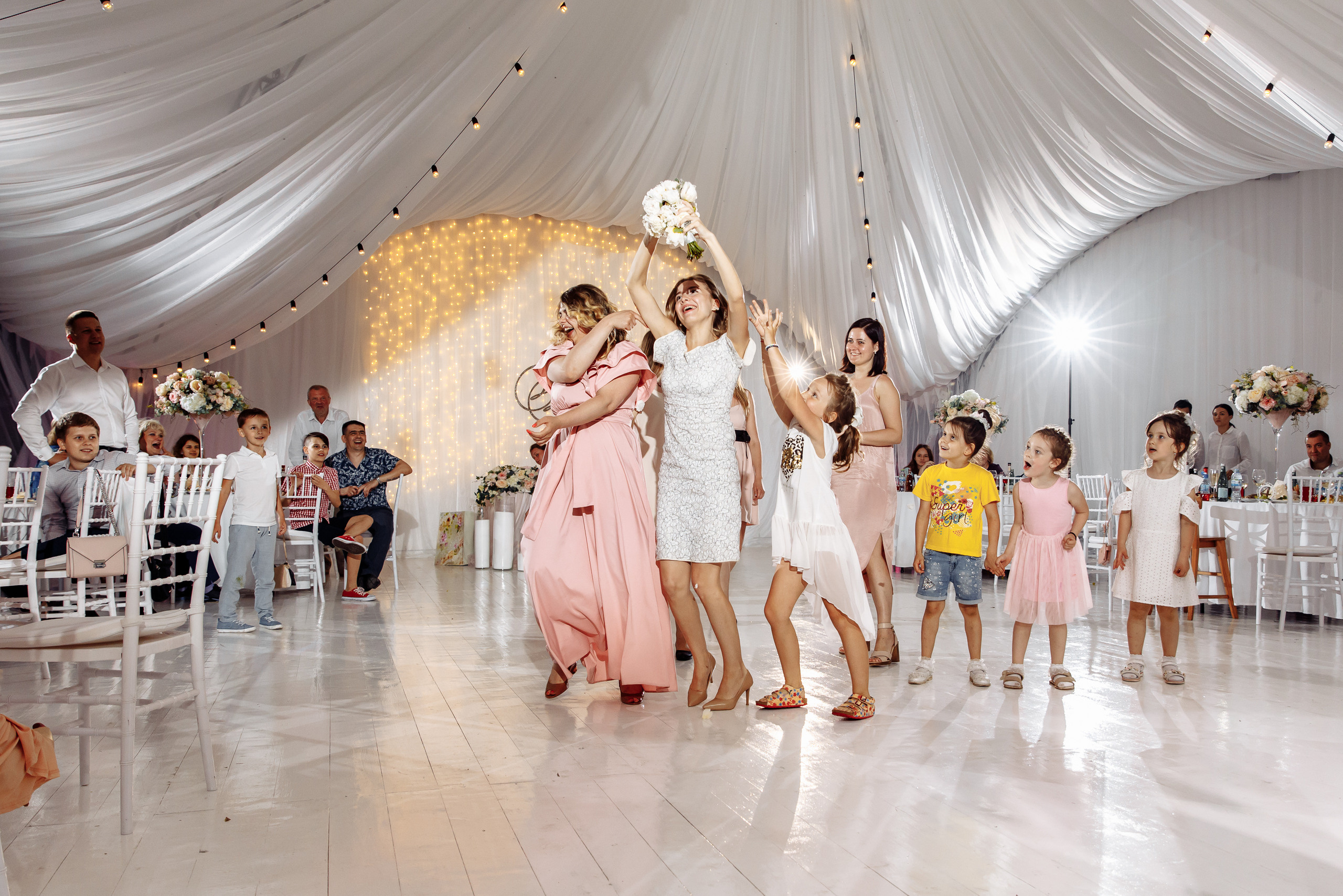 На кабрике. Свадебный фотограф москва