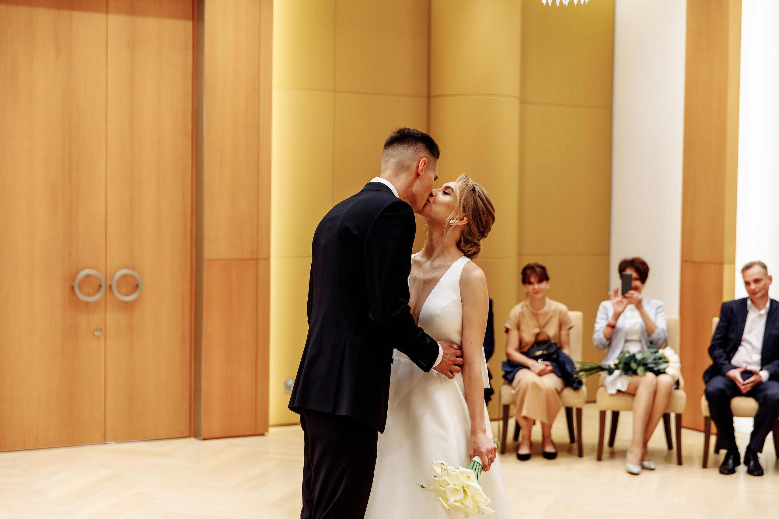 Торт с любовью. Свадебный фотограф москва