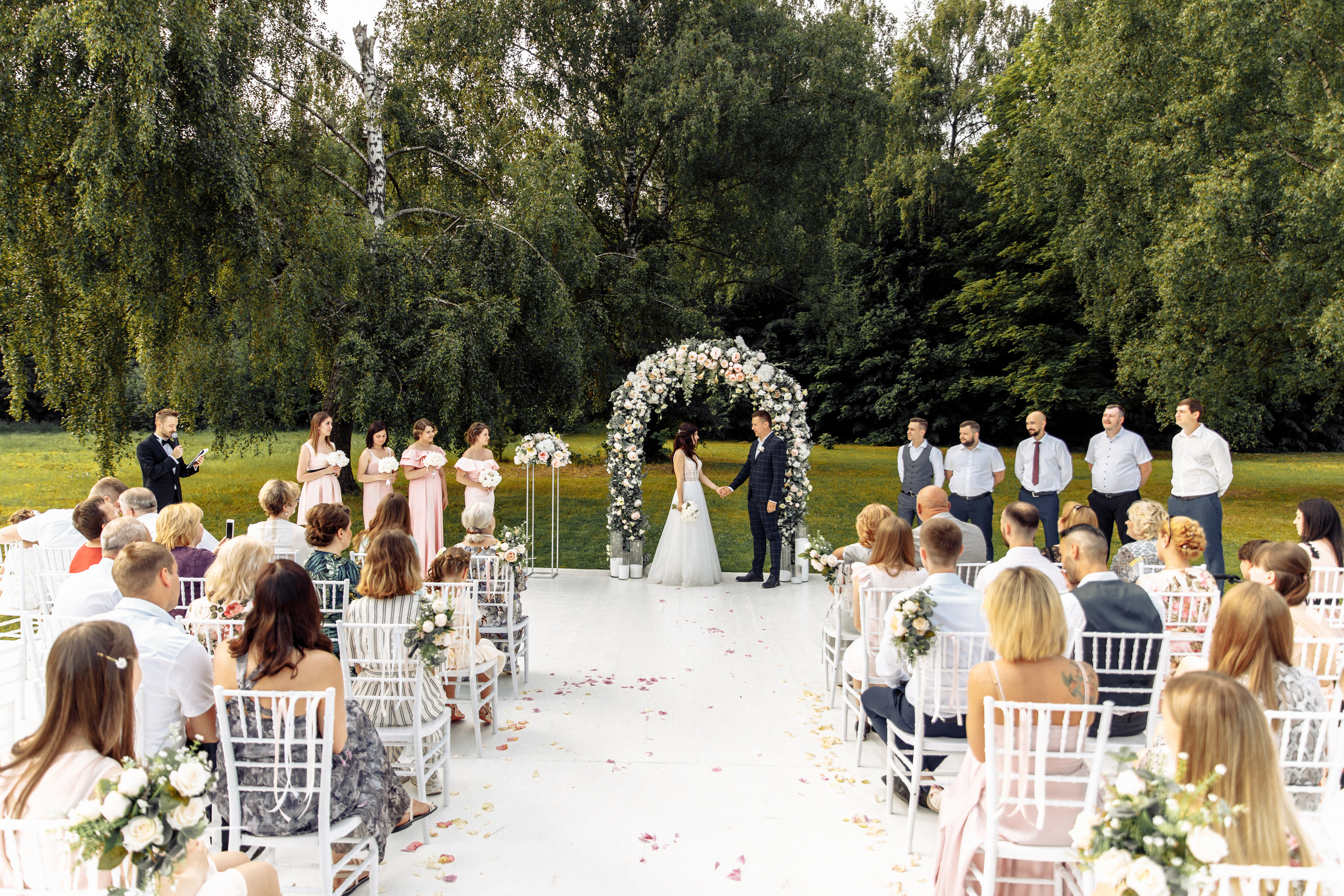 На кабрике. Свадебный фотограф москва