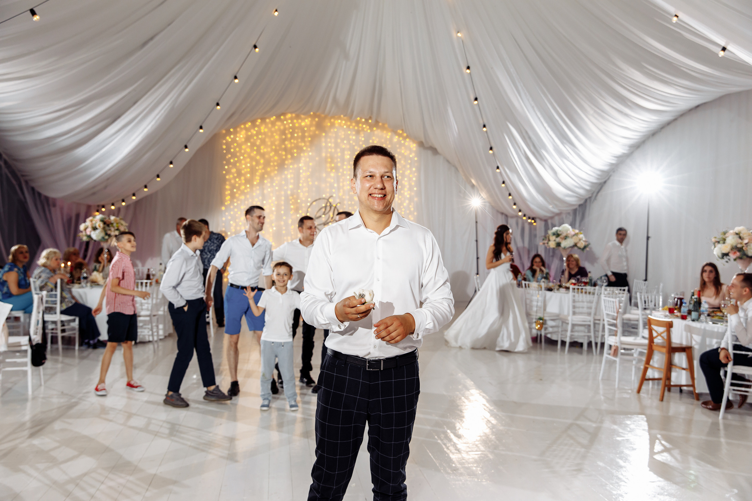 На кабрике. Свадебный фотограф москва