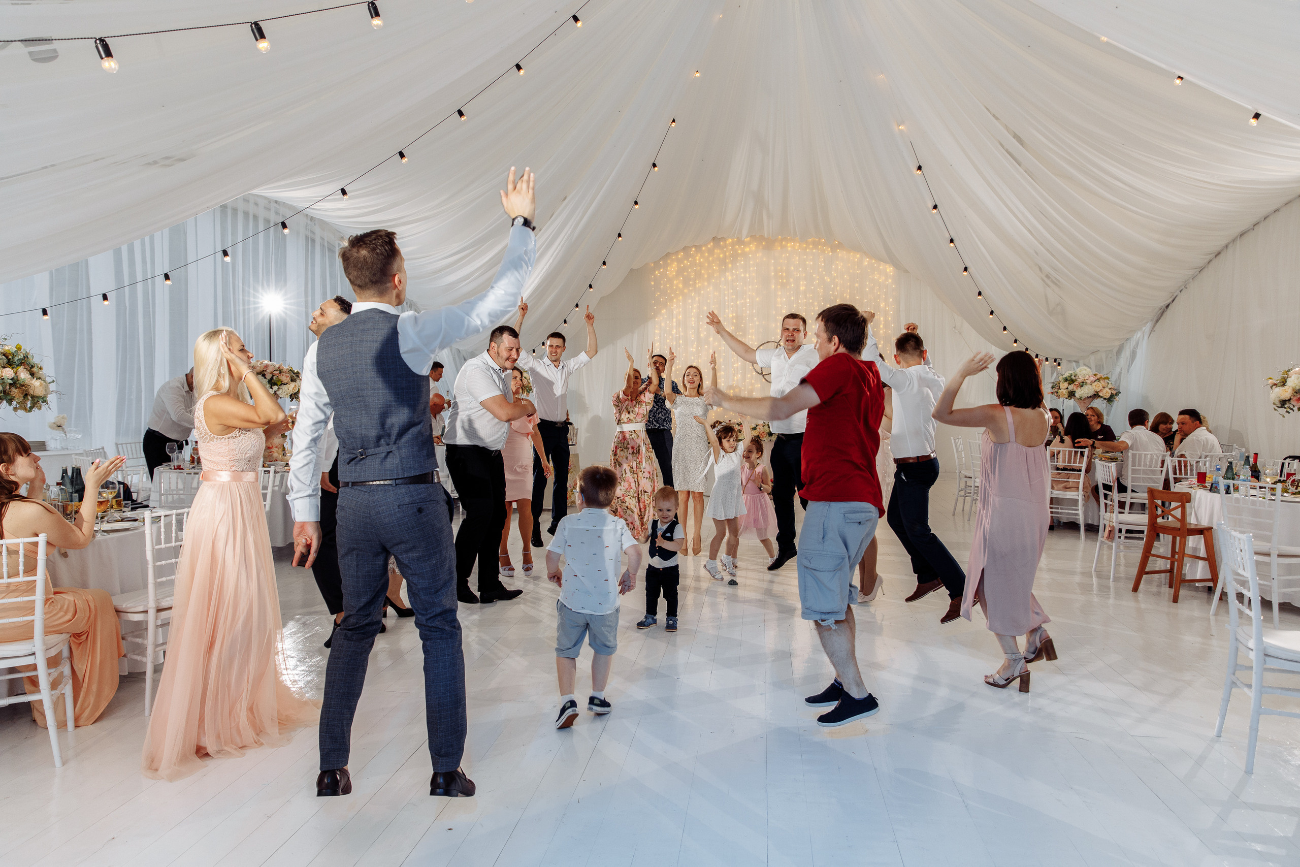 На кабрике. Свадебный фотограф москва