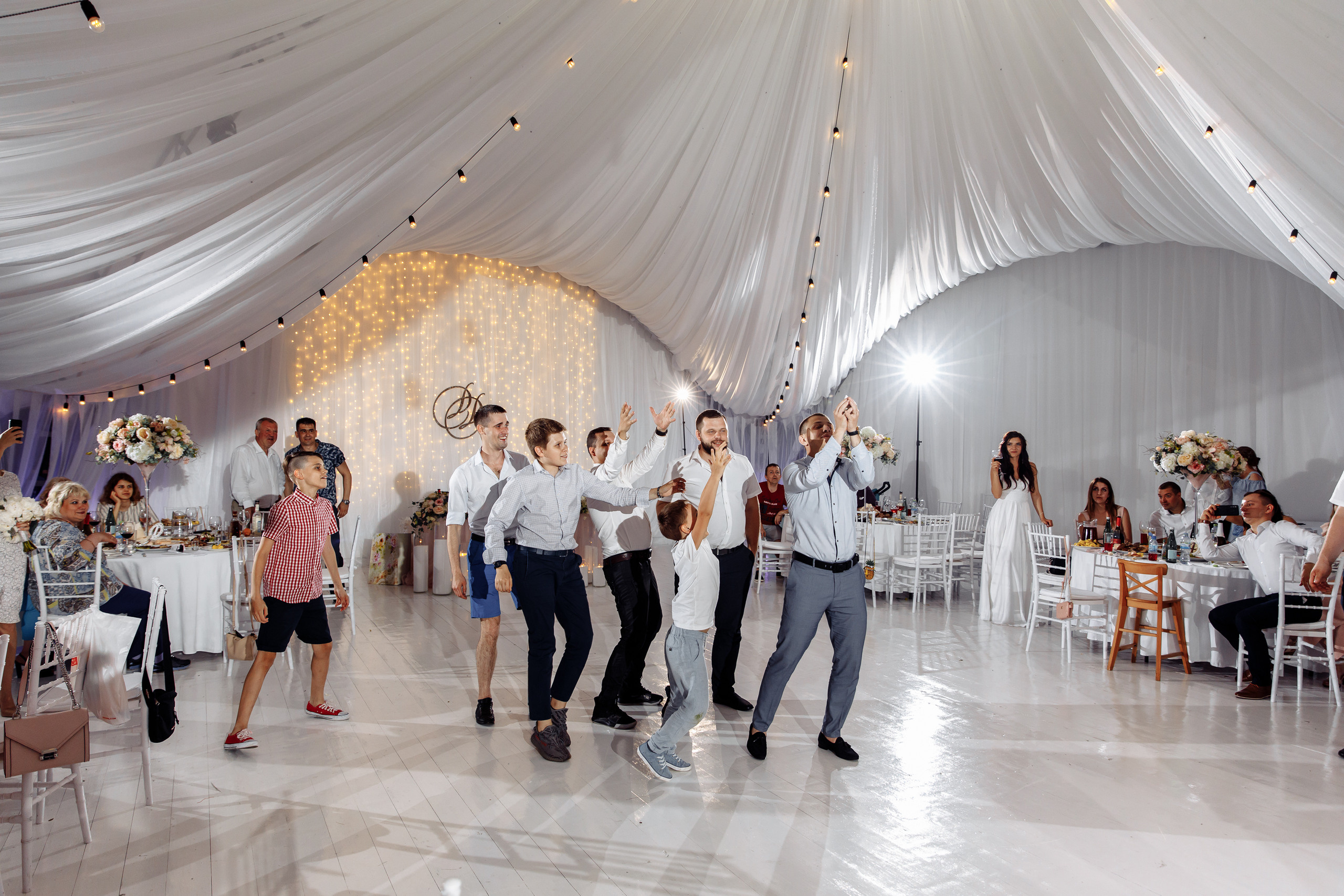 На кабрике. Свадебный фотограф москва