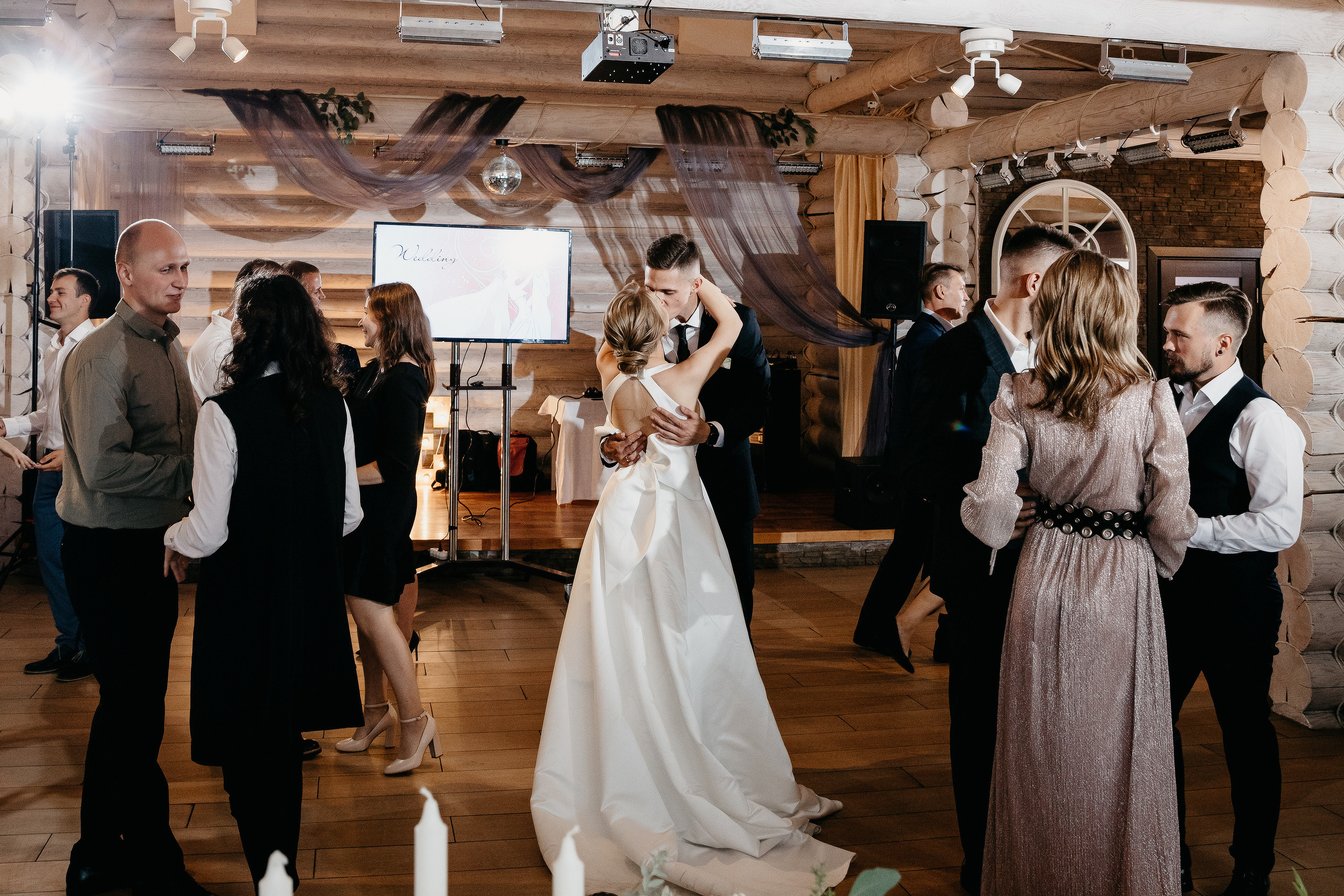 Торт с любовью. Свадебный фотограф москва