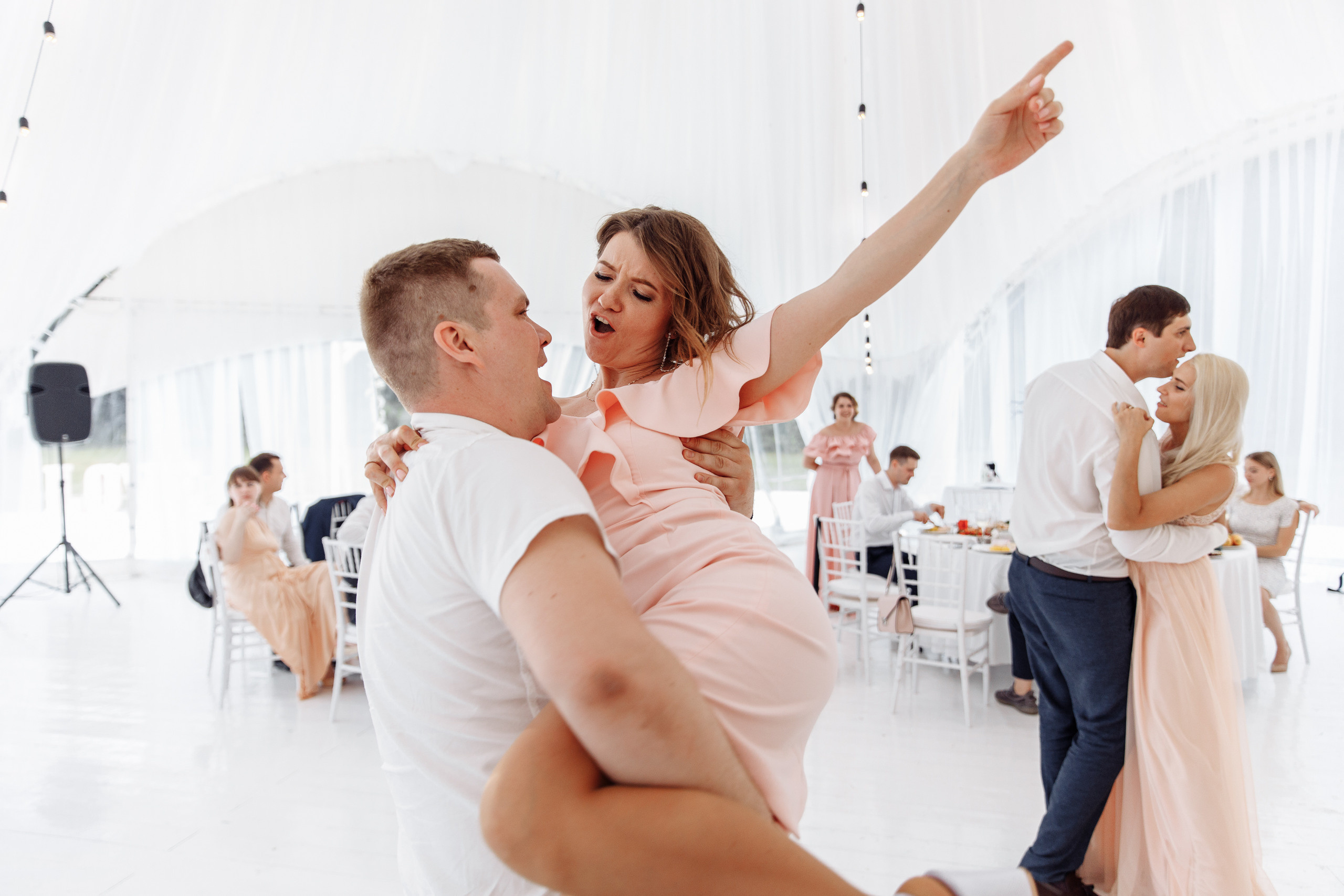 На кабрике. Свадебный фотограф москва