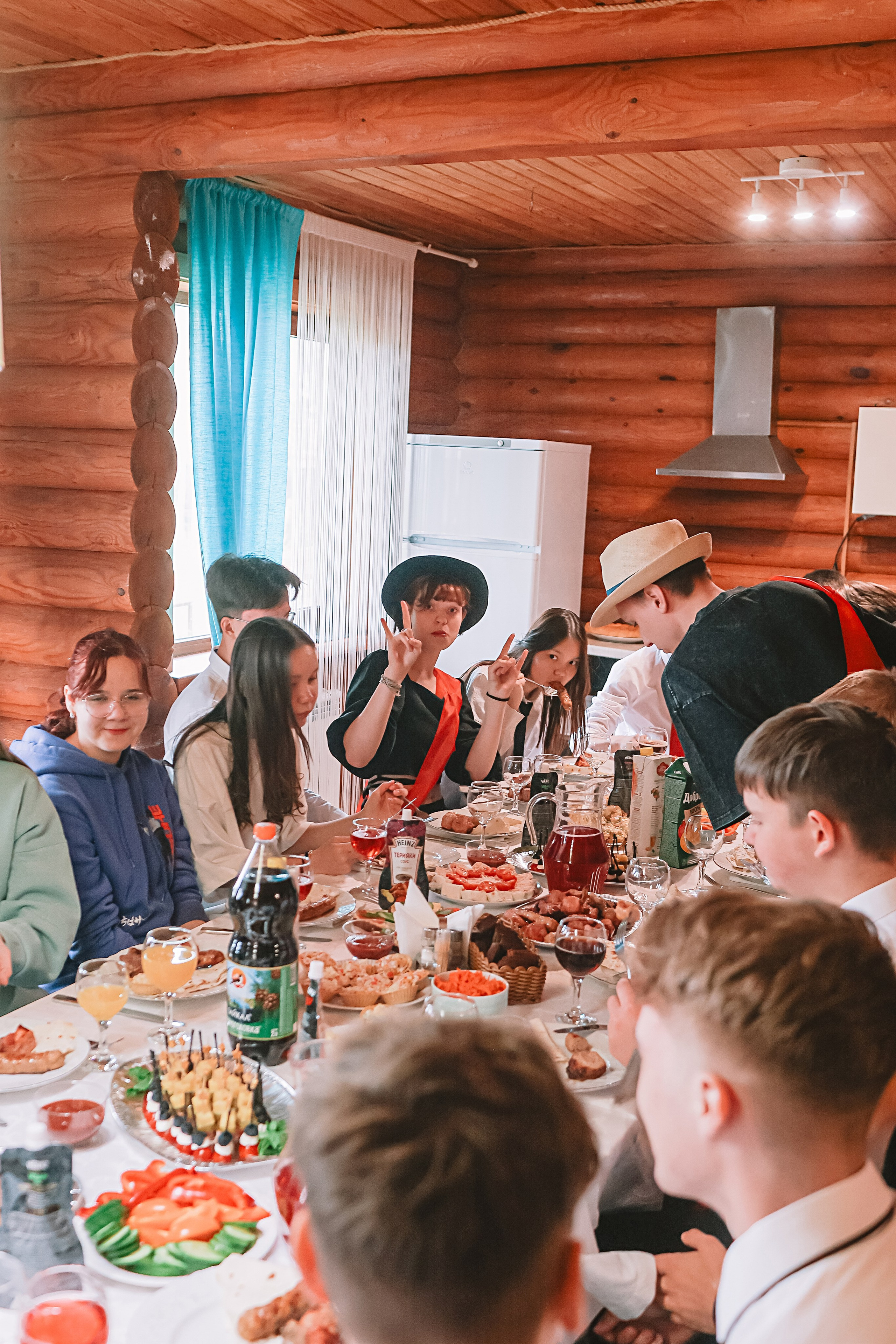 Последний звонок. Семейный фотограф Тюмень, фотограф на роды Салмина Мария