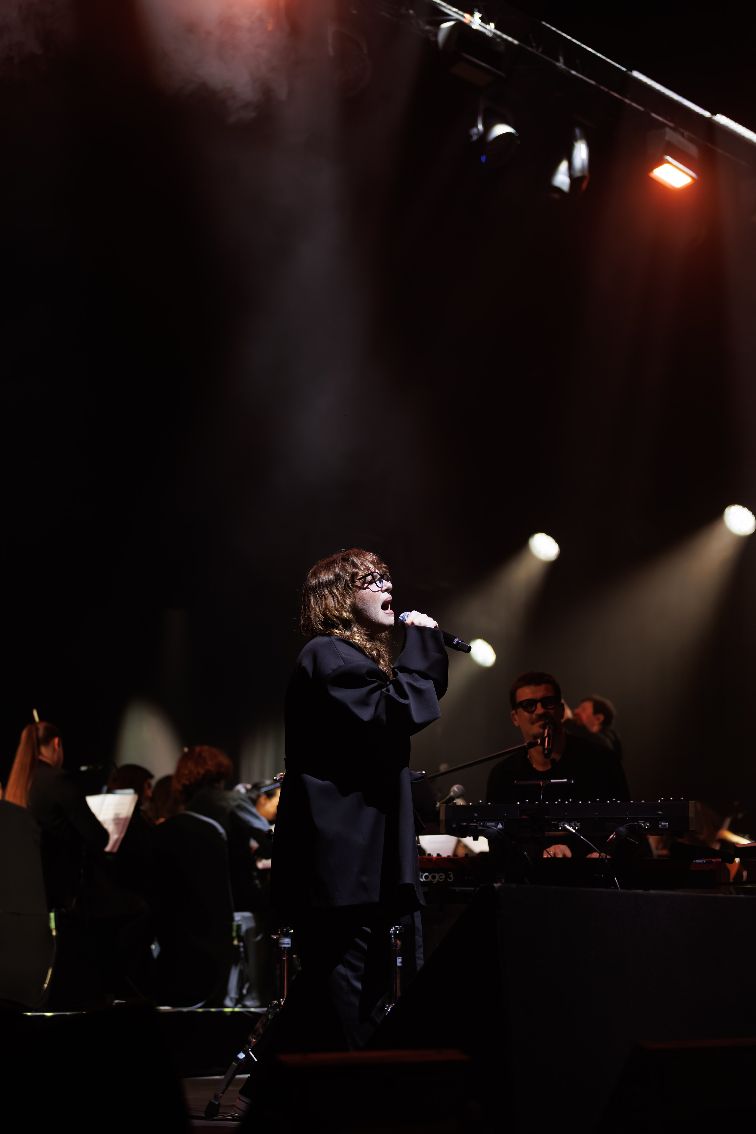 Concert Photography in Dubai — Anton Belyaev Live Performance. Evgen Yatsenko — Photographer in Dubai