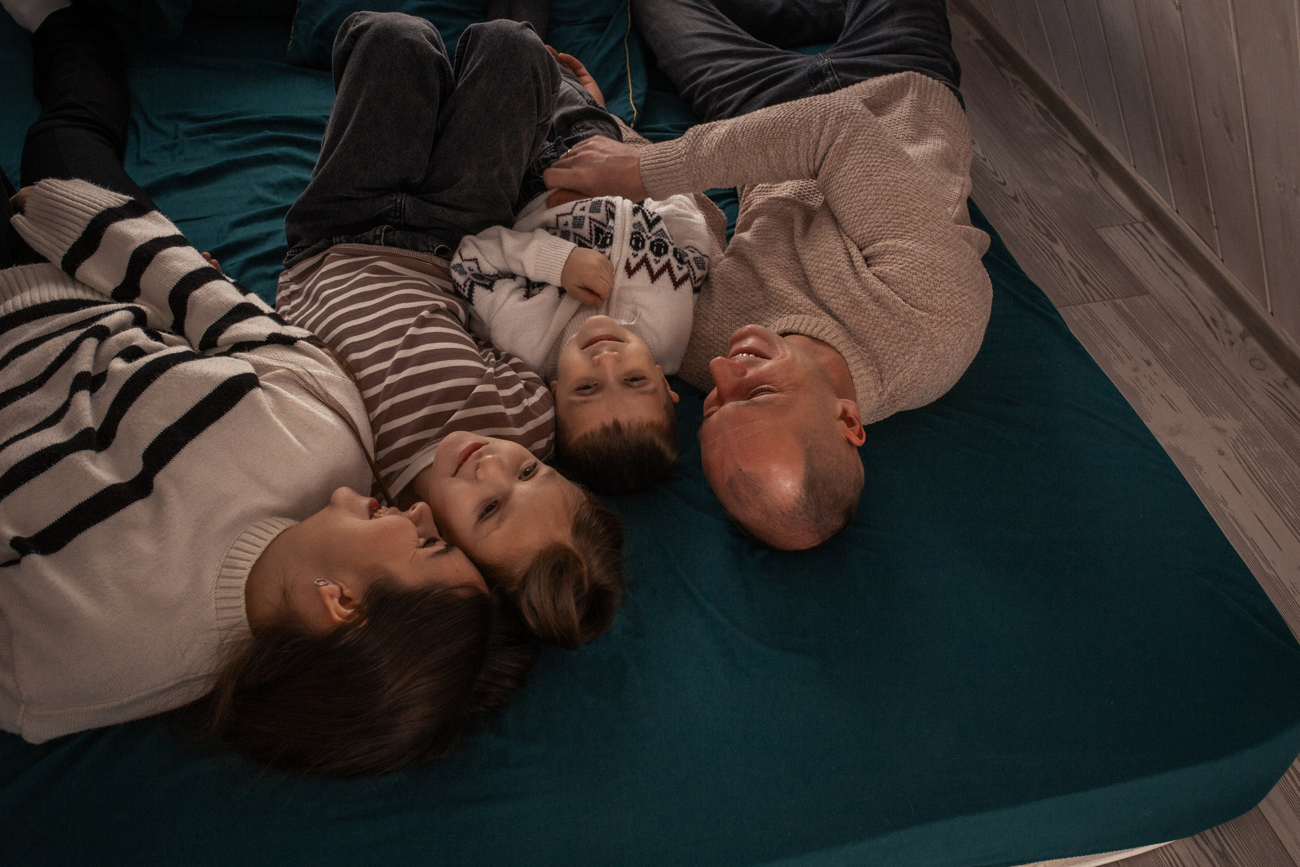 Мария с семьёй