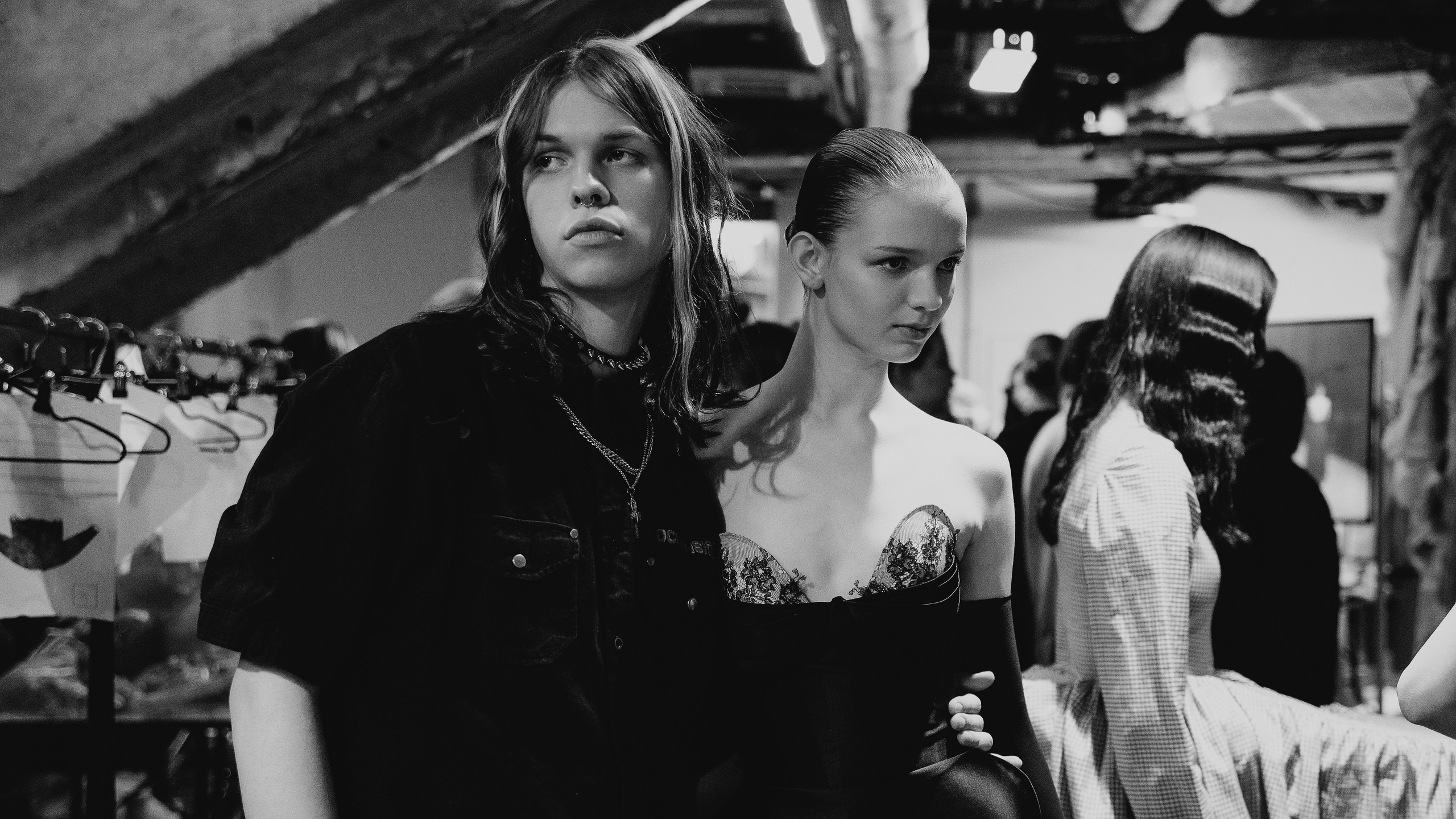 Бекстейдж показа «Новые Имена» собака.ru|ДЛТ. Портретный и репортажный фотограф в Санкт-Петербурге