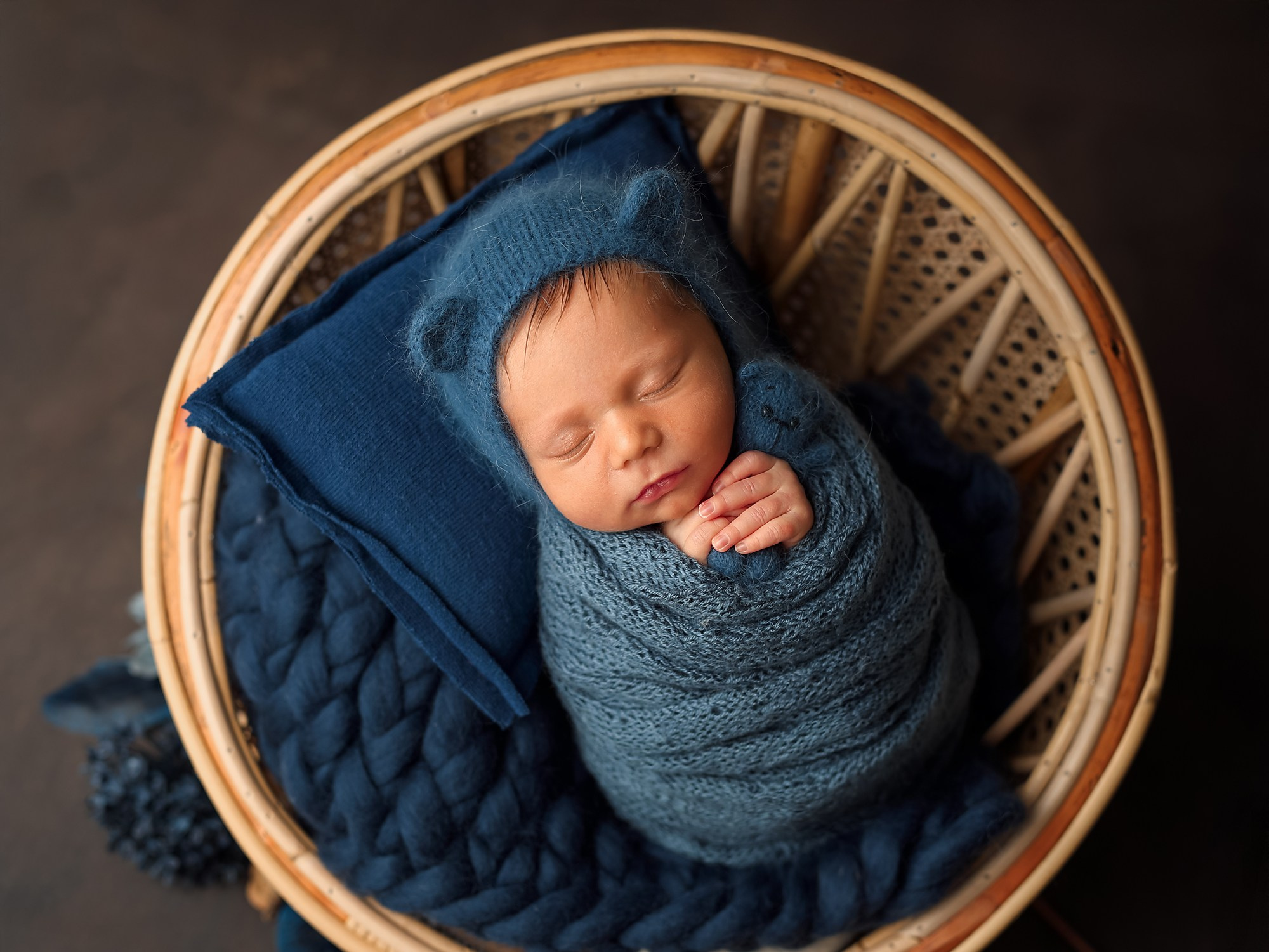 Newborn. Фотограф новорождённых в Казани Нейля Гильмутдинова ньюборн