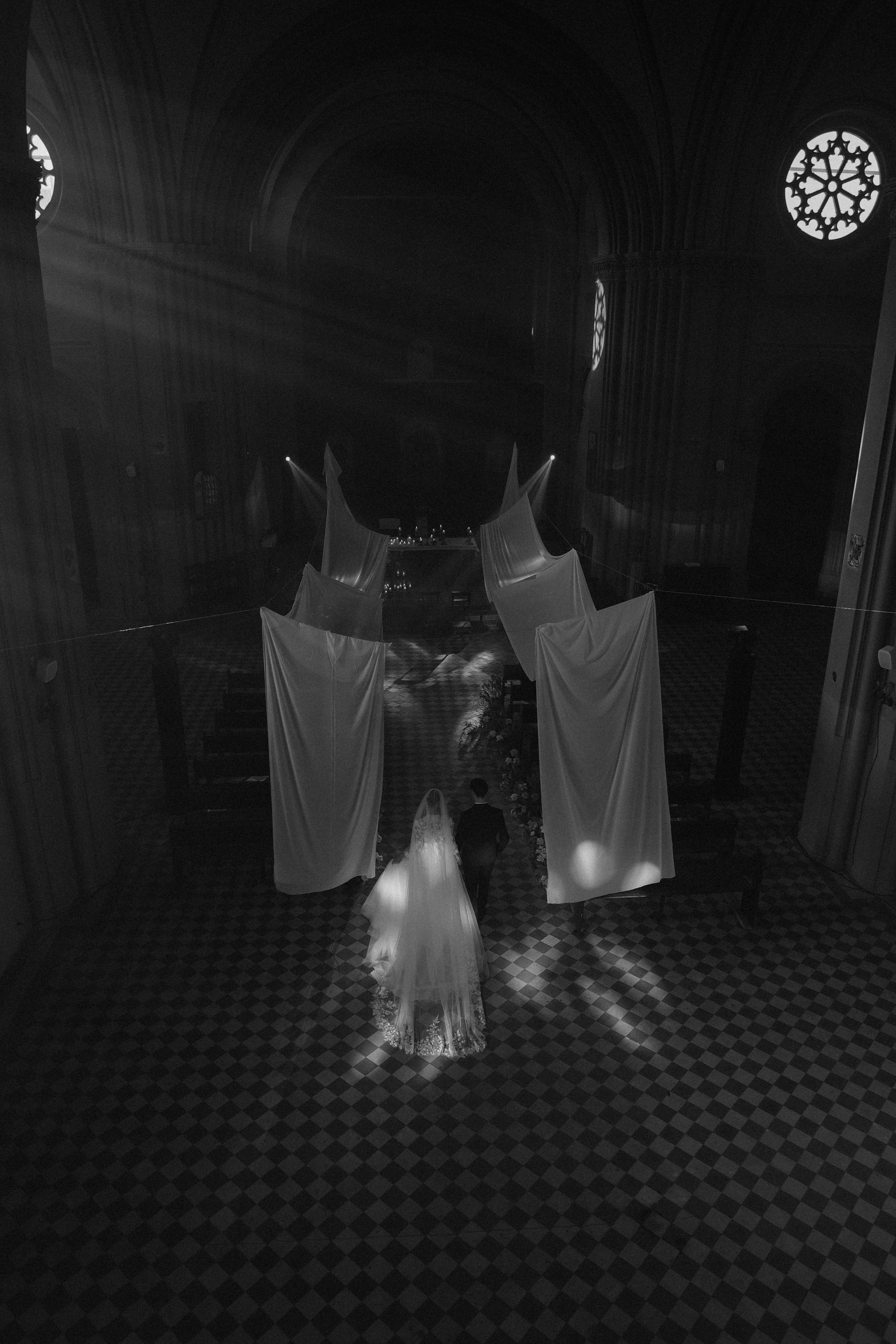 Таинственно и сокровенно. Свадебный фотограф в Москве и Санкт- Петербурге Алина Сараева