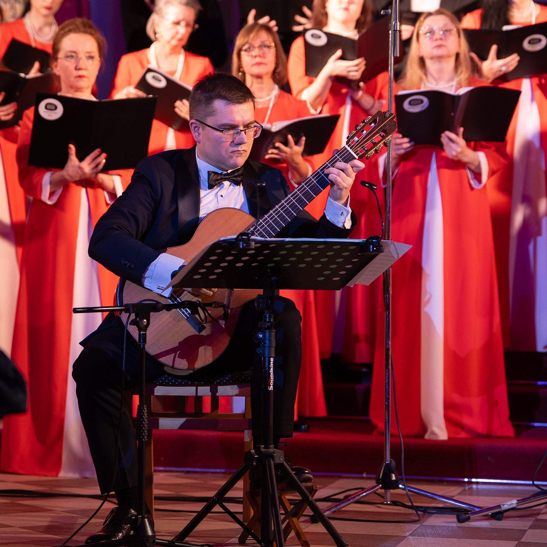 «Цыганское романсеро» в Кафедральном соборе. Дмитрий Бородаев