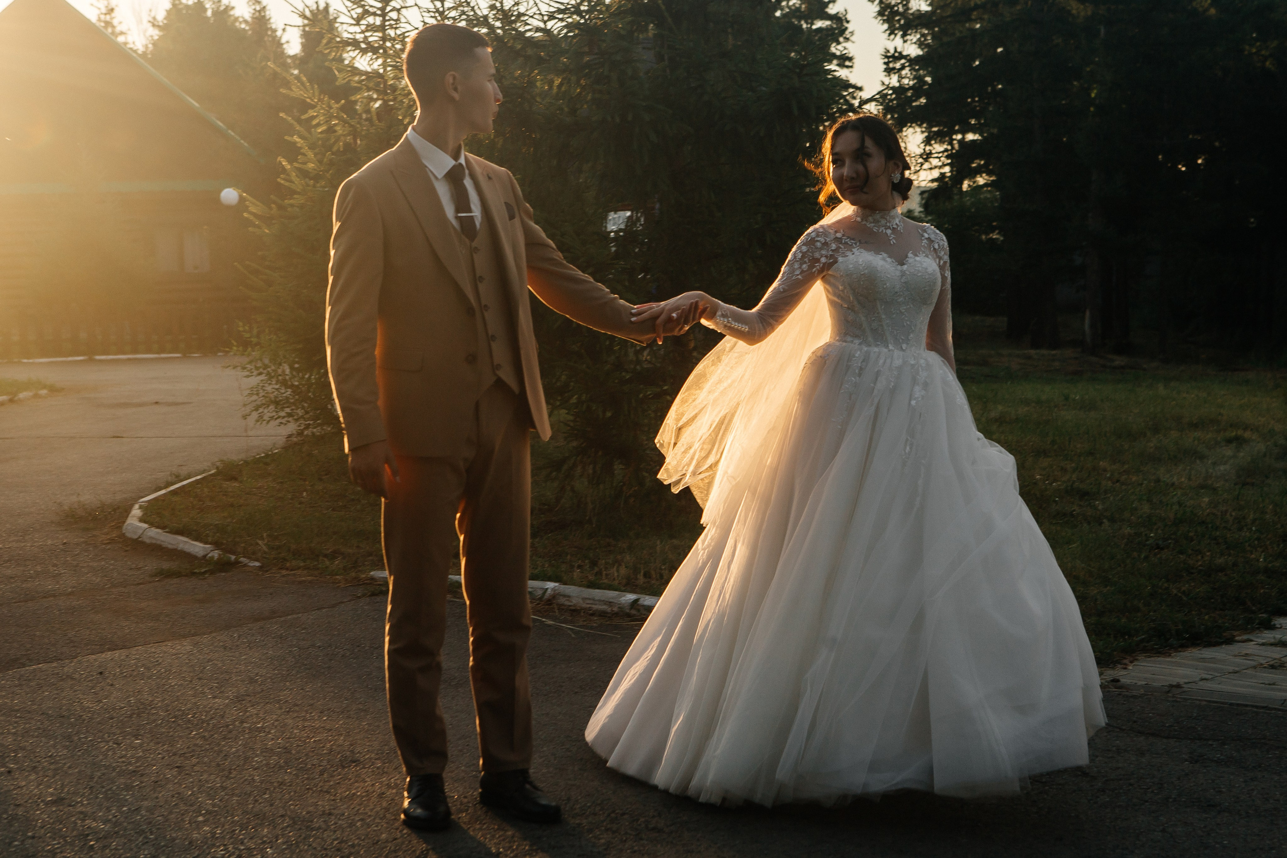 Свадьба в Динопарке. Свадебный фотограф Виктория Чуйко Магнитогорск. Визуал для бизнеса