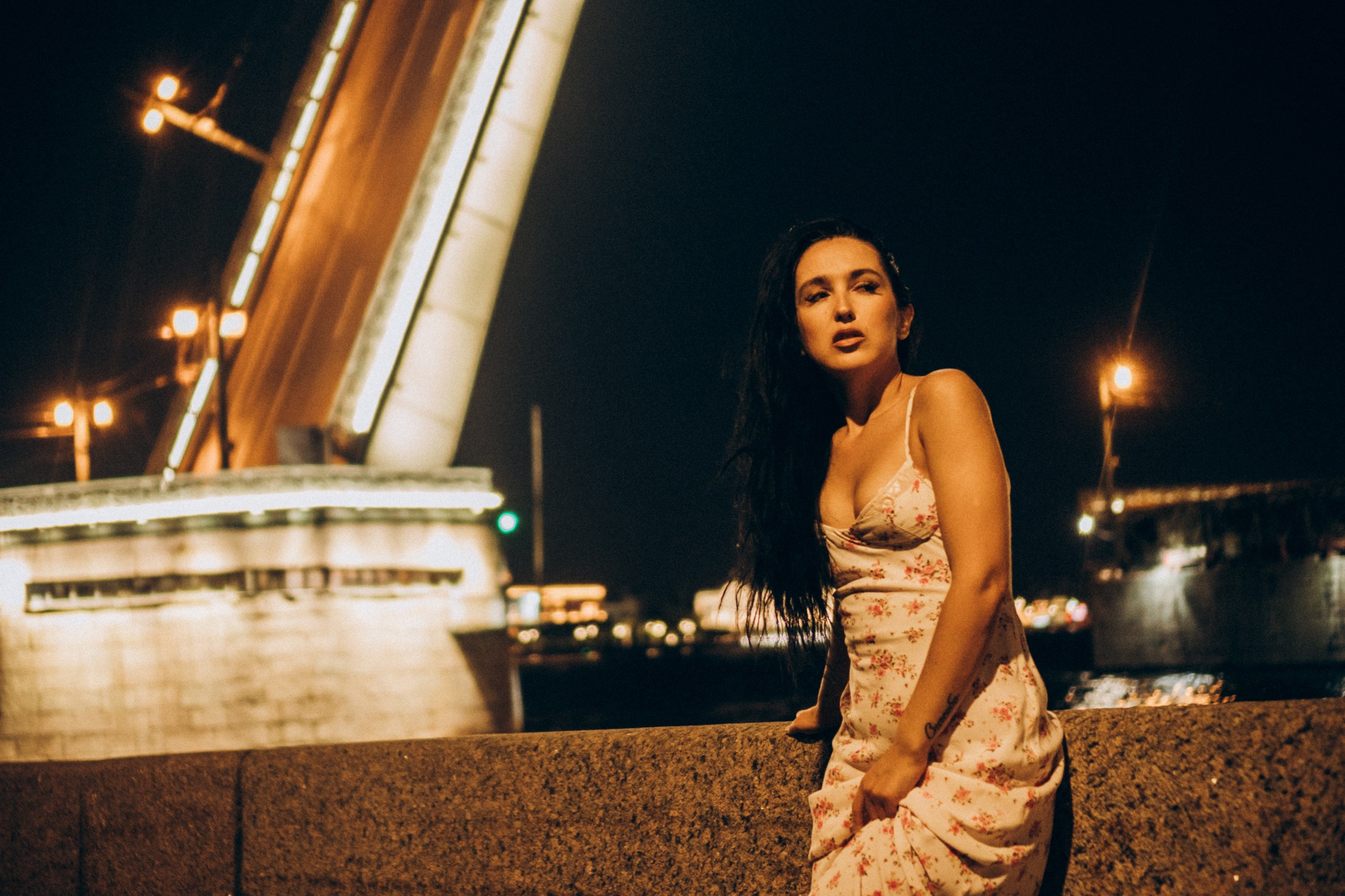 Девушки с разводными мостами. Профессиональный фотограф, Санкт-Петербург — Виктория Богомолова