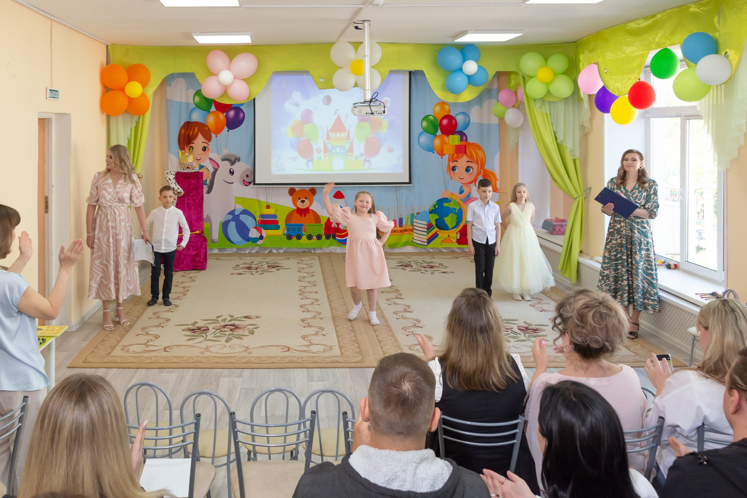 Фото репортаж с выпускного в дктском саду