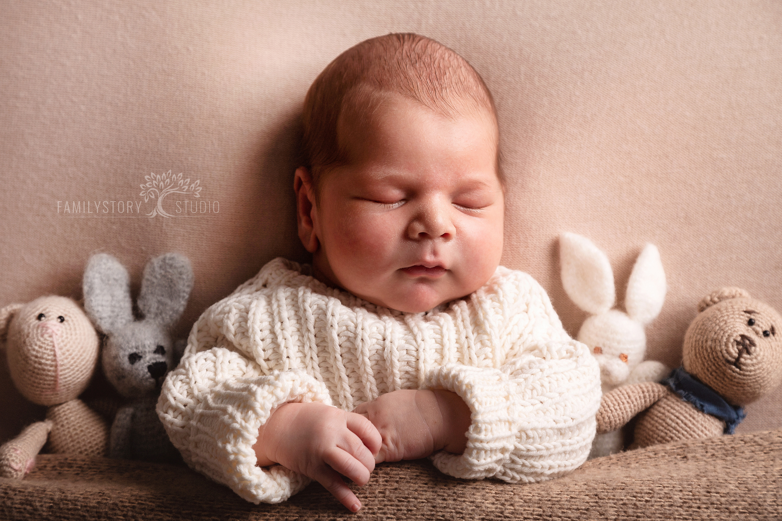 Новорожденные. ФОТОГРАФ НА ГОДИК, БЕРЕМЕННОСТИ, НОВОРОЖДЕННЫХ, КРЕЩЕНИЯ МОСКВА