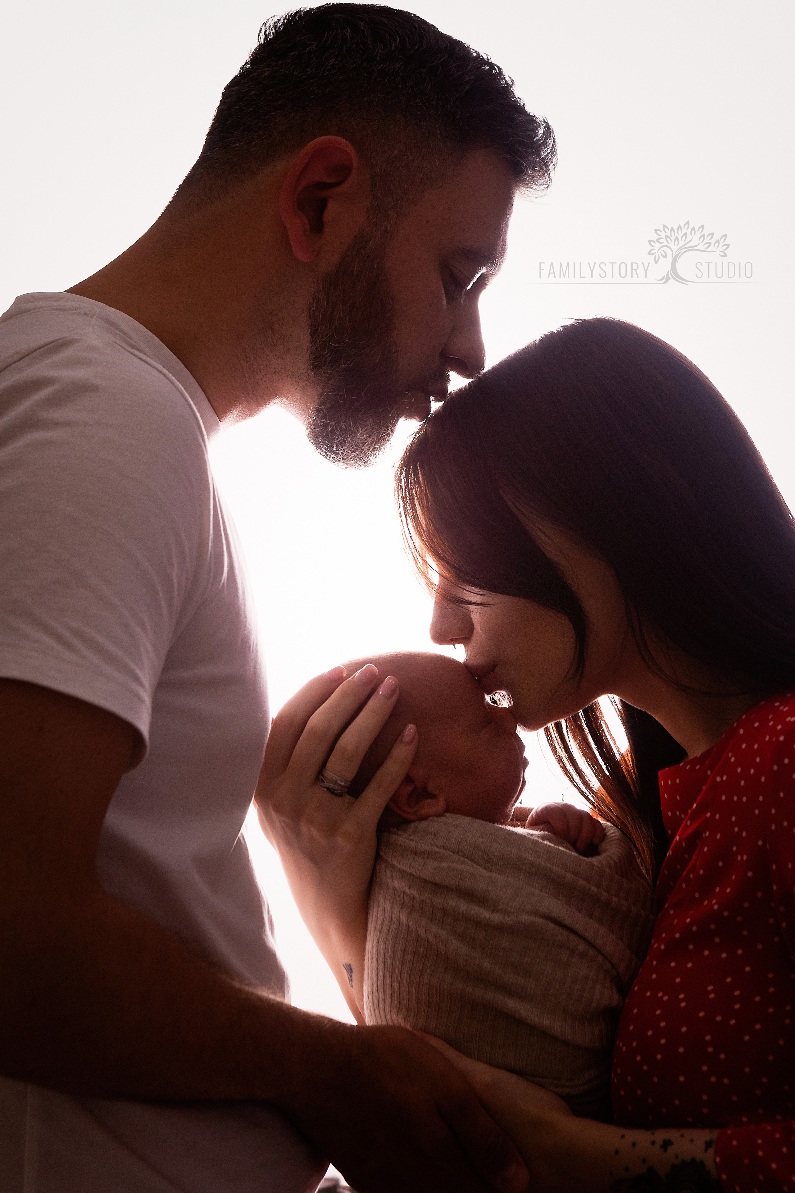 Новорожденные. ФОТОГРАФ НА ГОДИК, БЕРЕМЕННОСТИ, НОВОРОЖДЕННЫХ, КРЕЩЕНИЯ МОСКВА