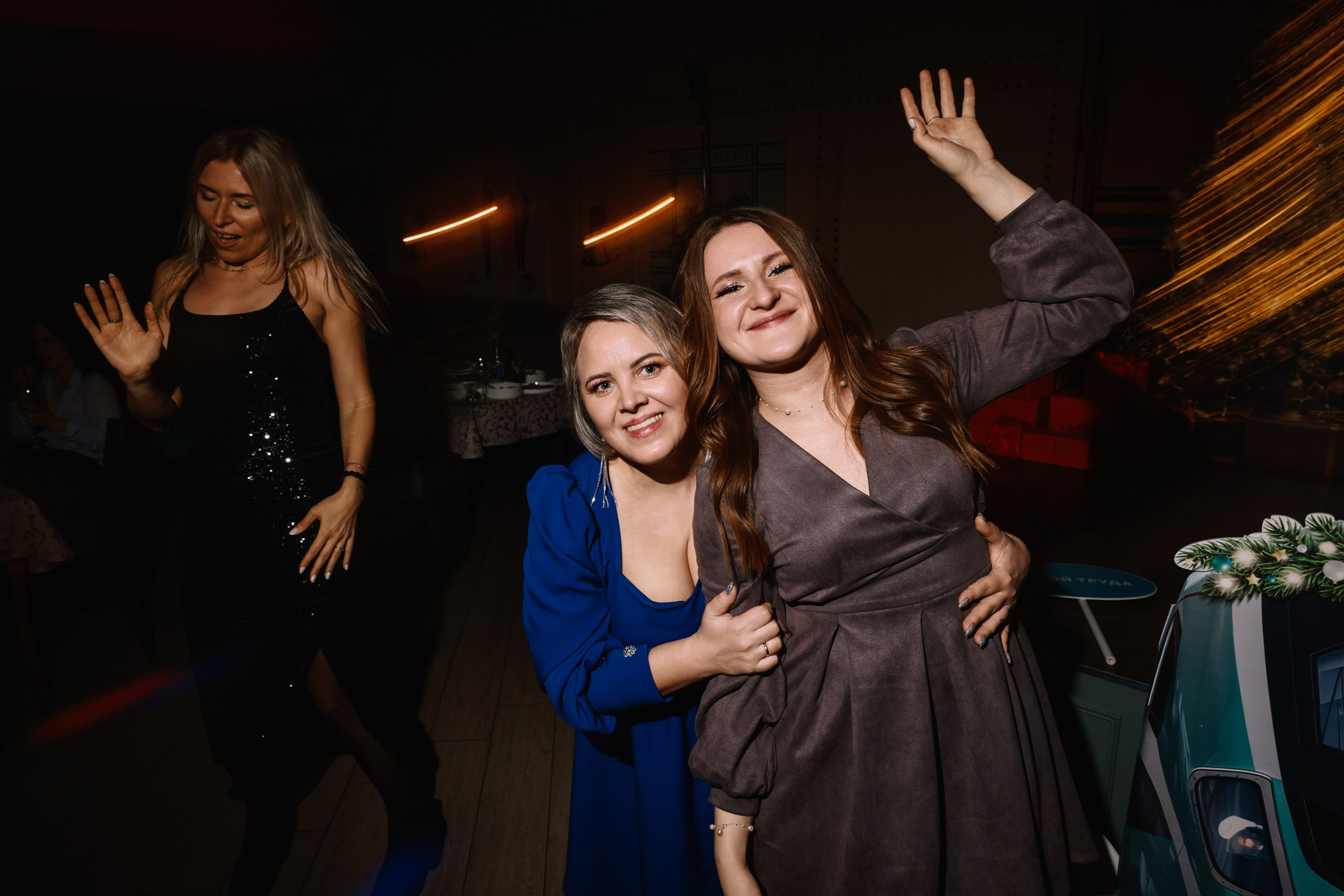 Экспресс Офис, новогодний корпоратив в ресторане Респект, г. Тула. Фотограф в Туле — Борисов Николай