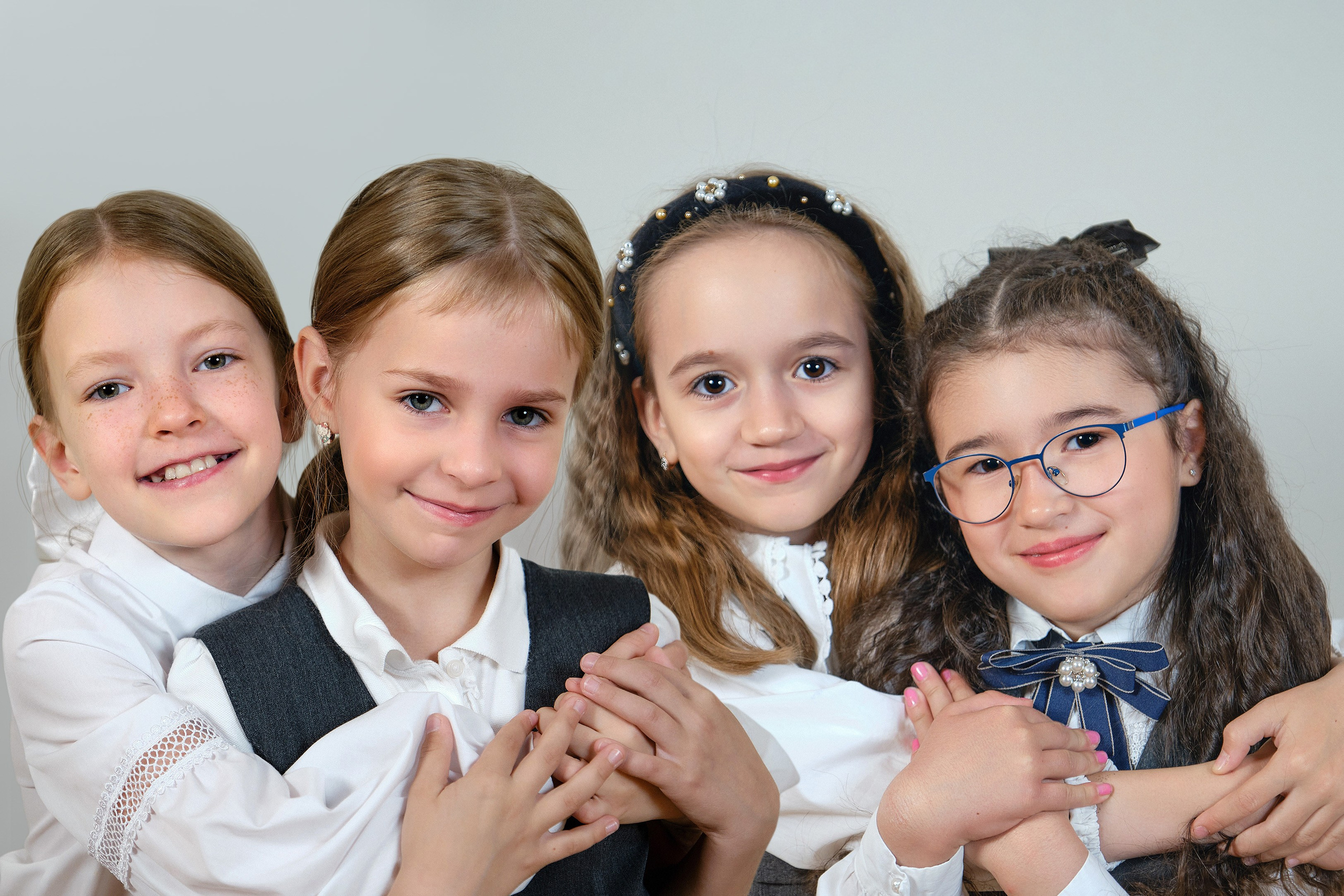 Школьный фотограф Самара. Фотосессия класса в школе, в студии. Цена