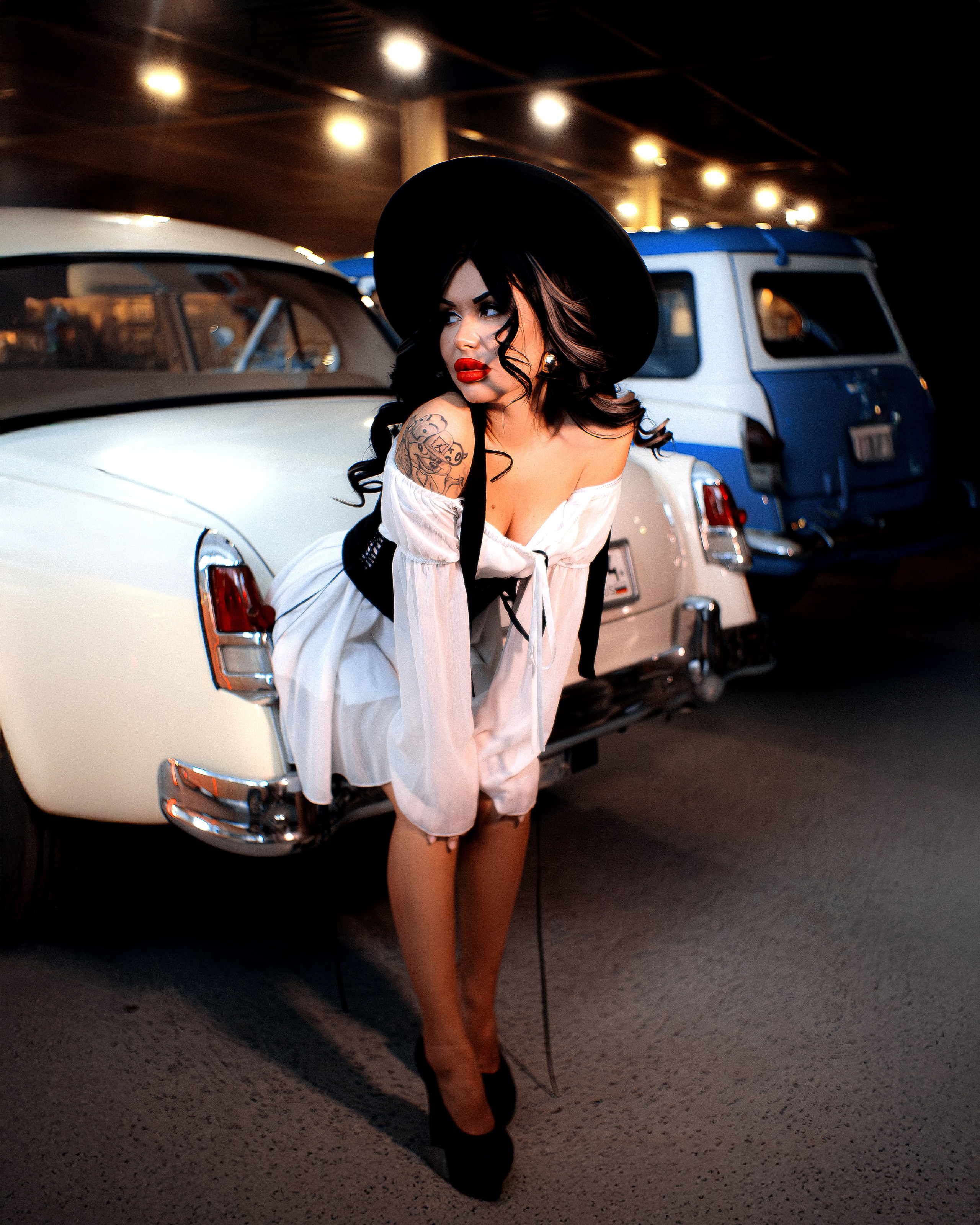 Фотосессия для Кристины в музее ретро автомобилей, Новосибирск. Фотограф в Новосибирске Владислав Унтерберг