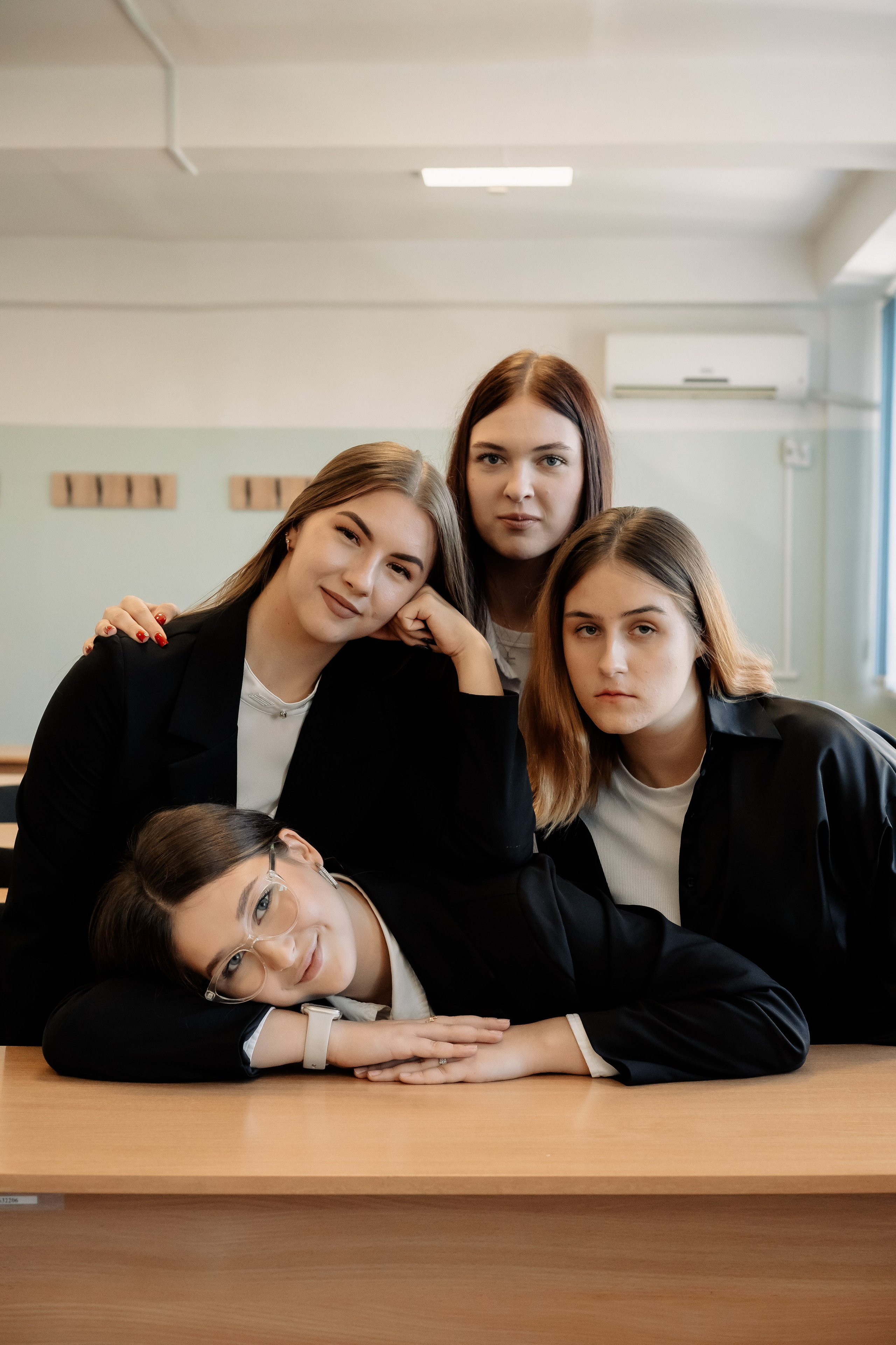 Выпускные альбомы. Свадебный и семейный фотограф в Ростове-на-Дону и Керчи Алина Захарцова