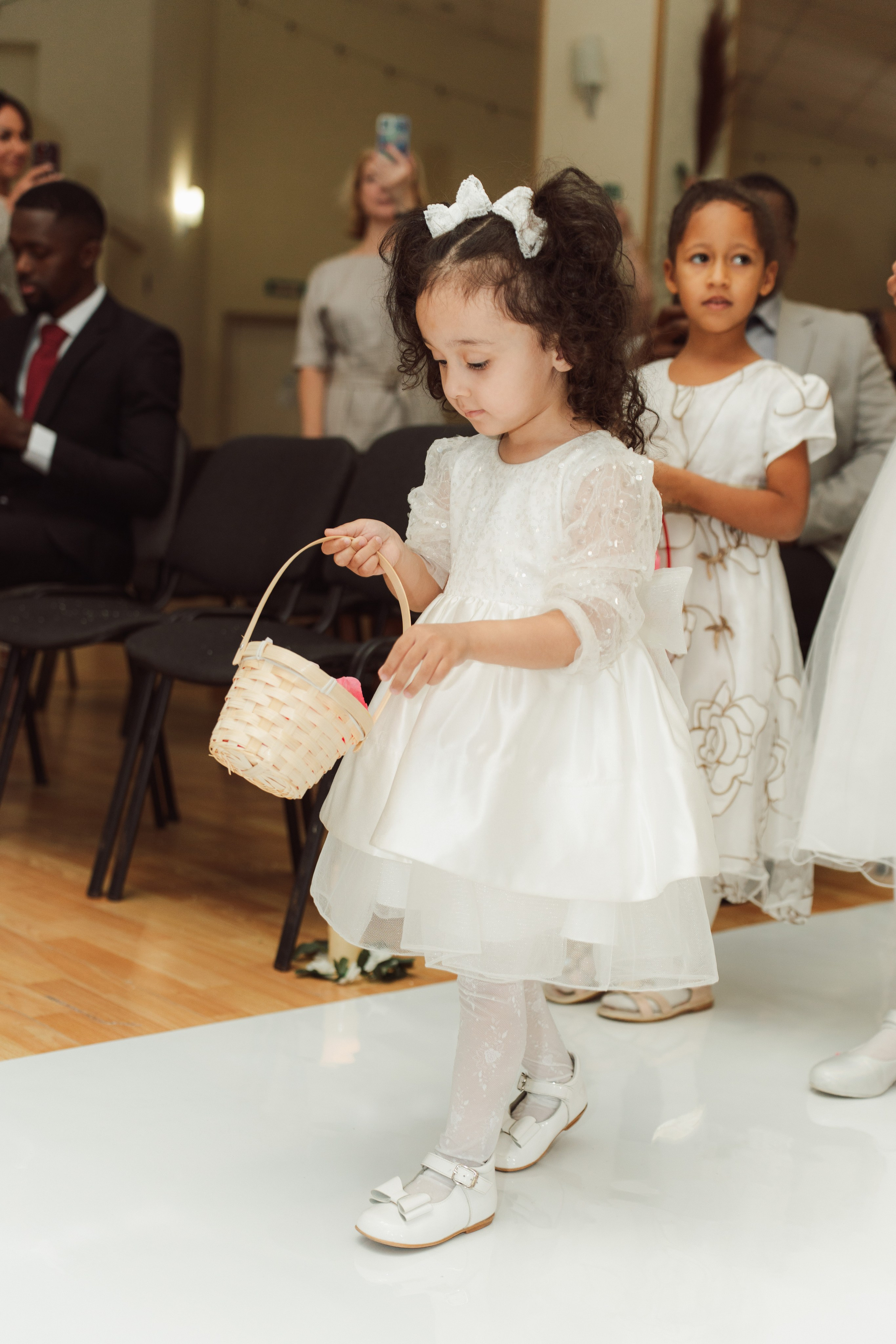 Joa & Gabriella. Photographer based in moscow Peter Tchana