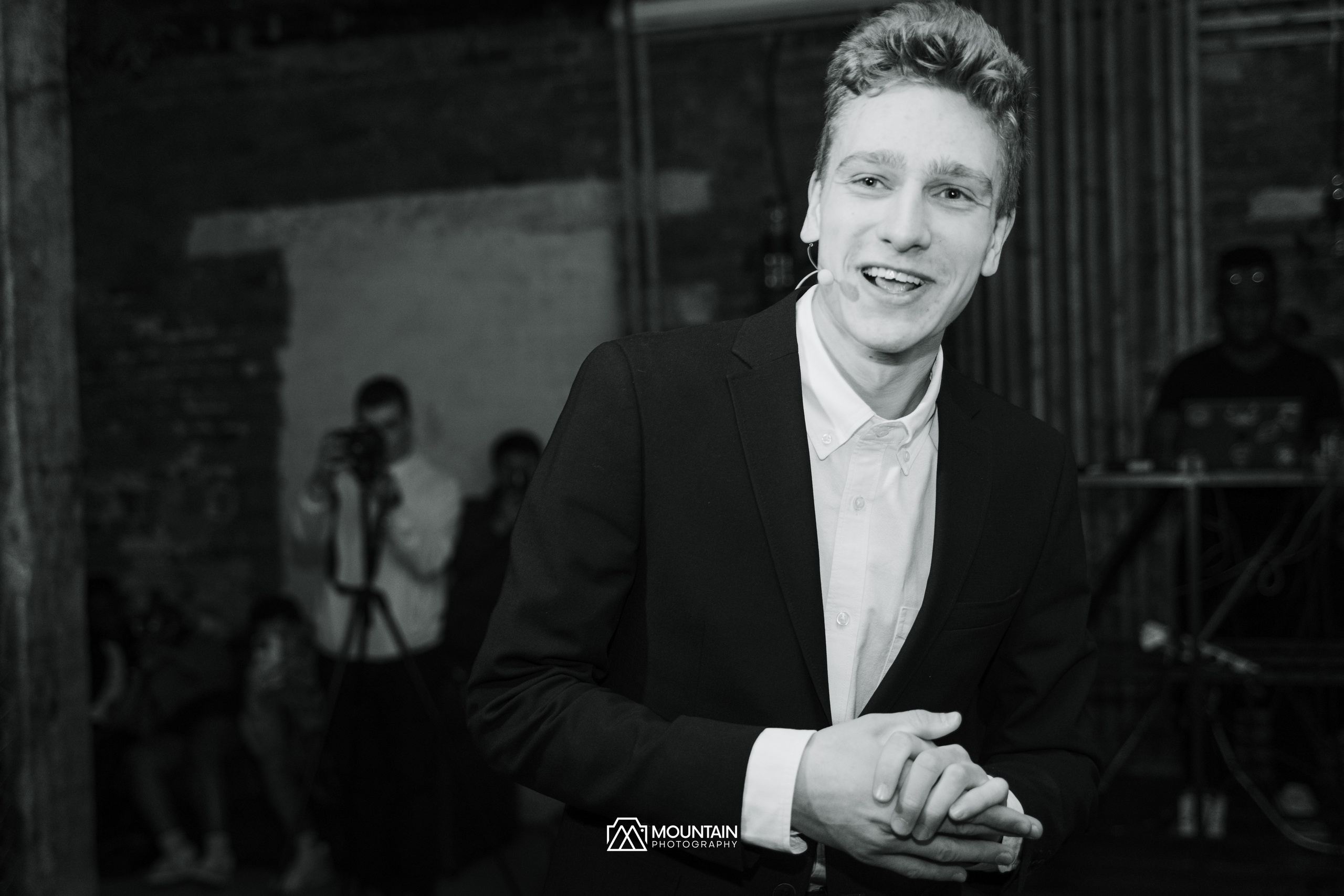 El Natic Album presntation. Я занимаюсь событийной, свадебной, товарной, студийной… фотографией