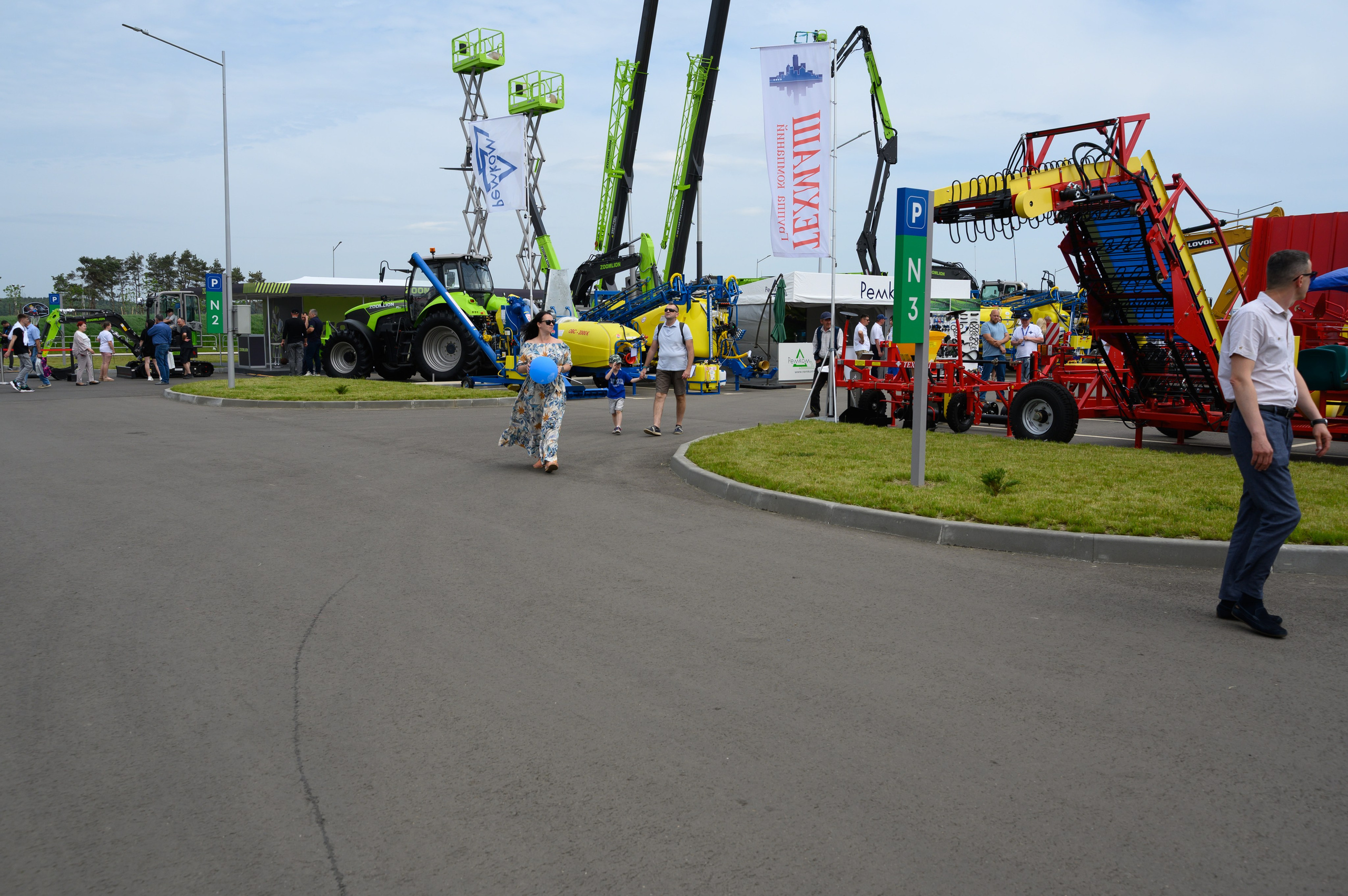 Агровыставка. Фотоуслуги, услуги фотографа, фотографирование важных событий
