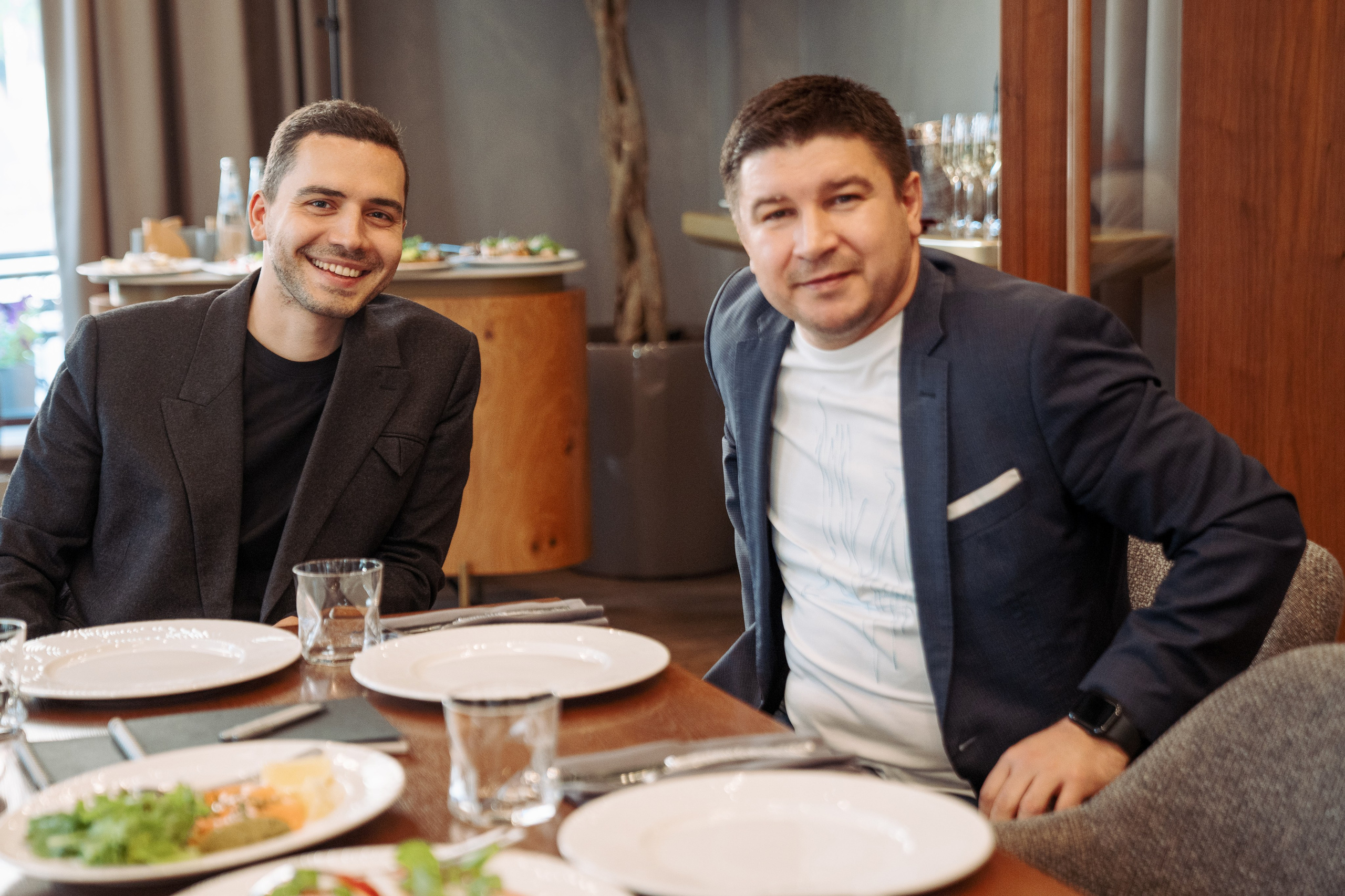 Фотосъемка делового обеда и презентации для инвесторов. Саша Потапкин Фотограф. Сочи, Екатеринбург, Москва