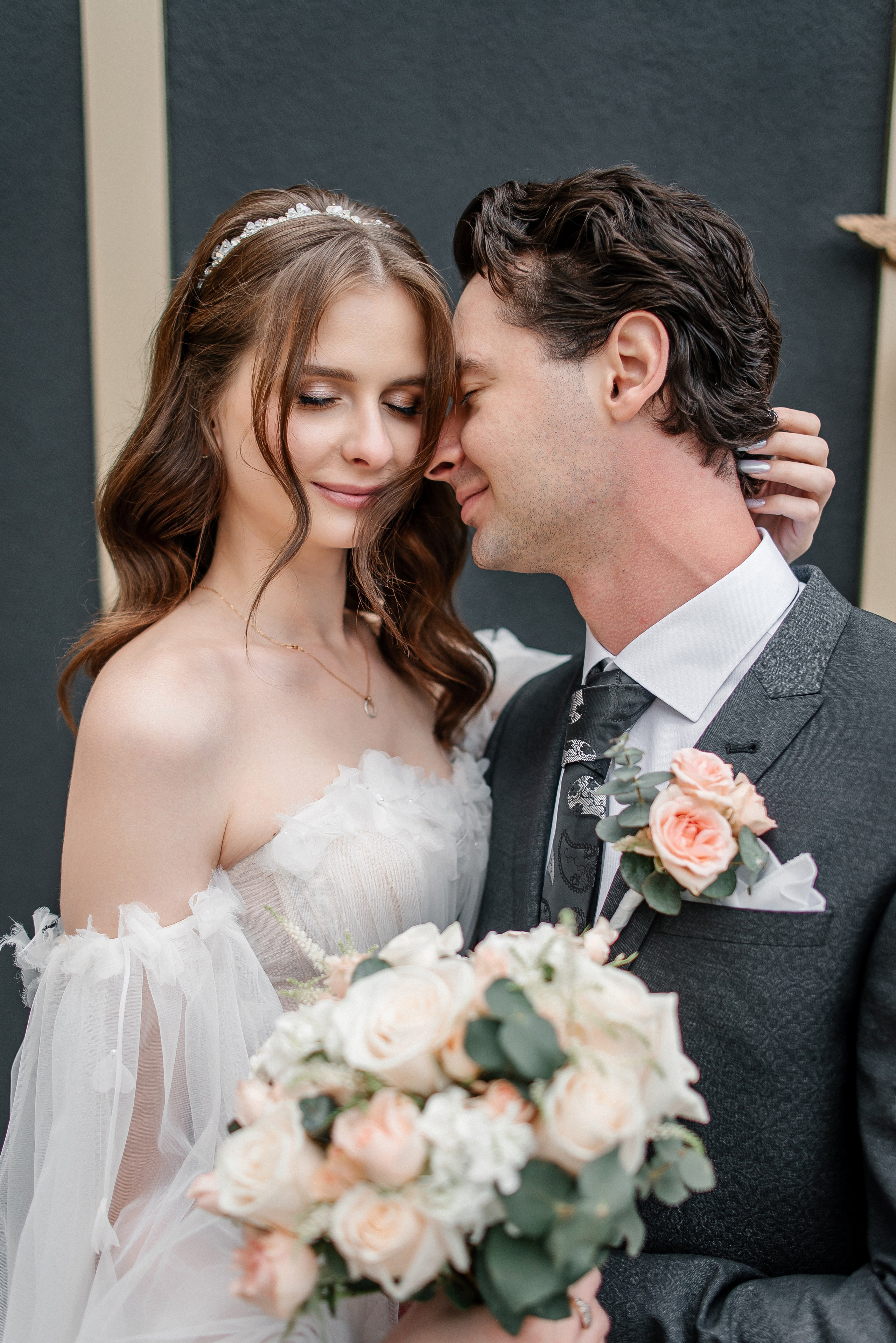 Михаил и Эмилия. Свадебный фотограф Курск Артем Духтанов