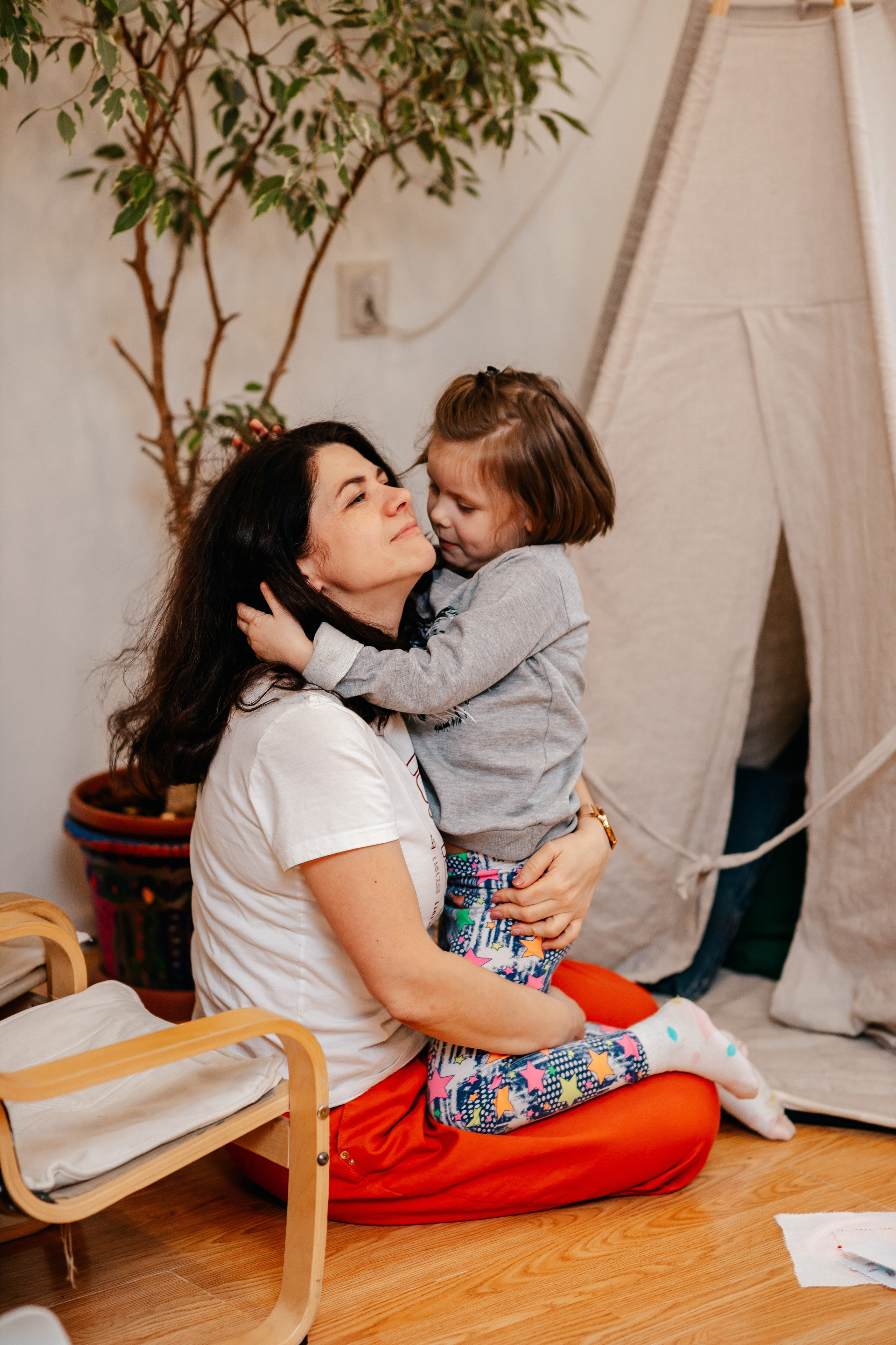 8 марта в Монтессори-саду. Семейный lifestyle фотограф в Санкт-Петербурге Людмила Пахомова