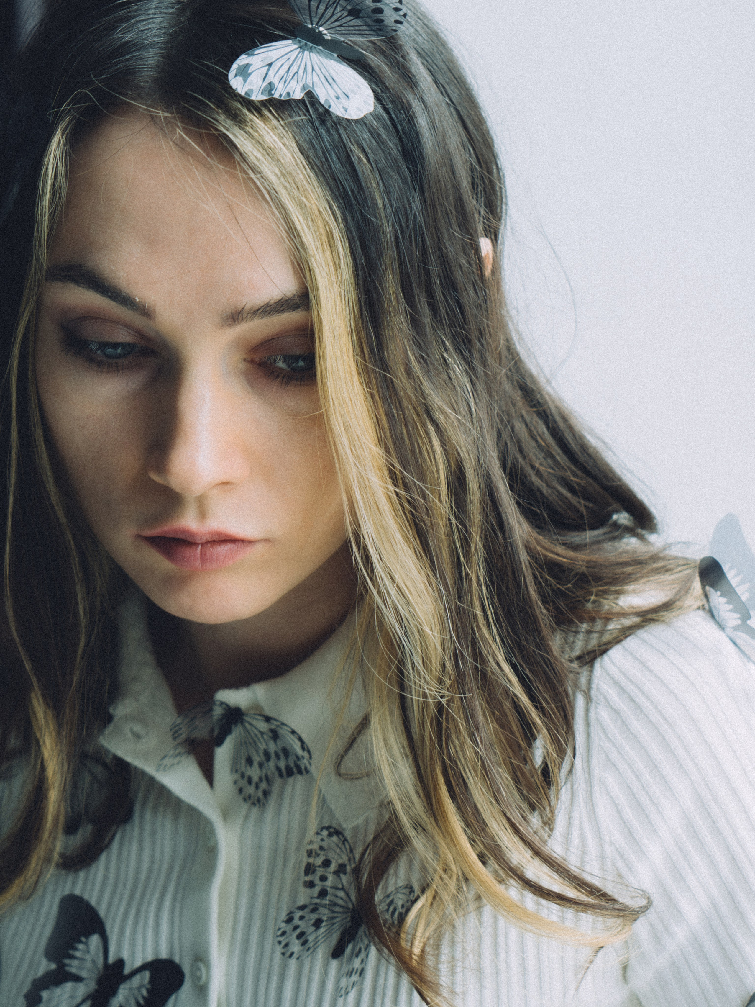 Портретная мини фотосессия в студии в Санкт-петербурге с бабочками. Светлана Гопанюк. Портретный фотограф. Санкт-Петербург. СПб