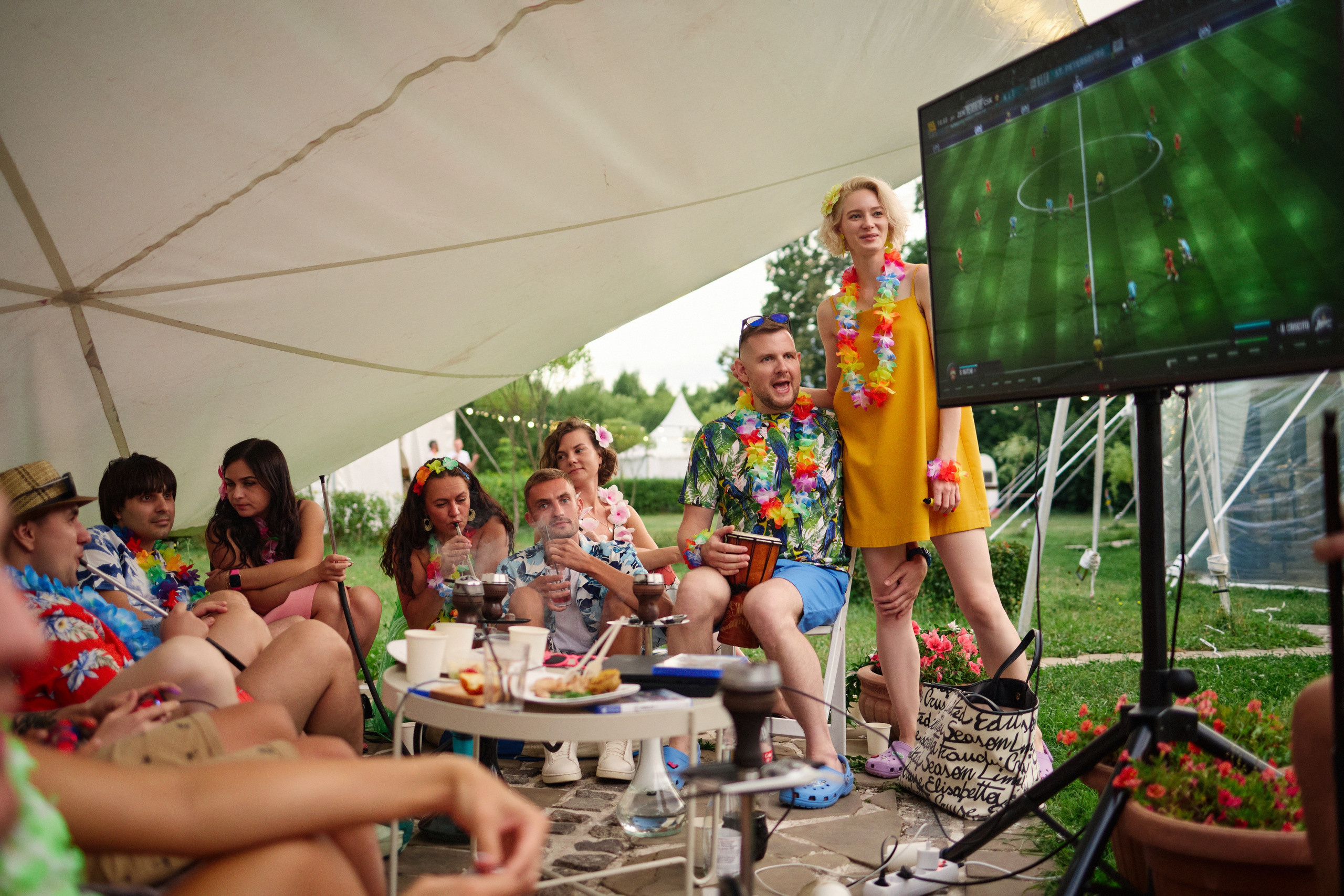 Hawaii party. Другой взгляд на фотографию