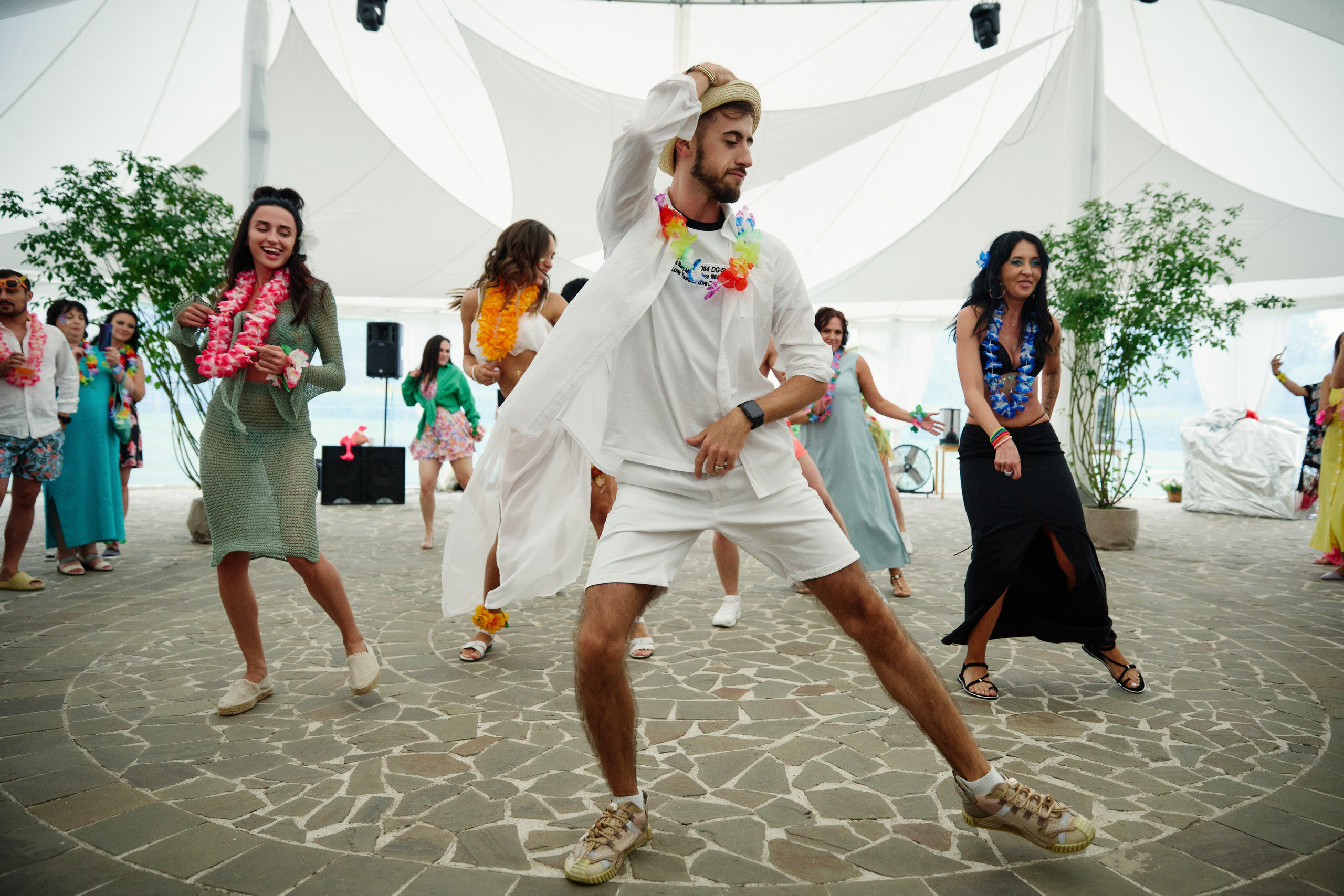 Hawaii party. Другой взгляд на фотографию