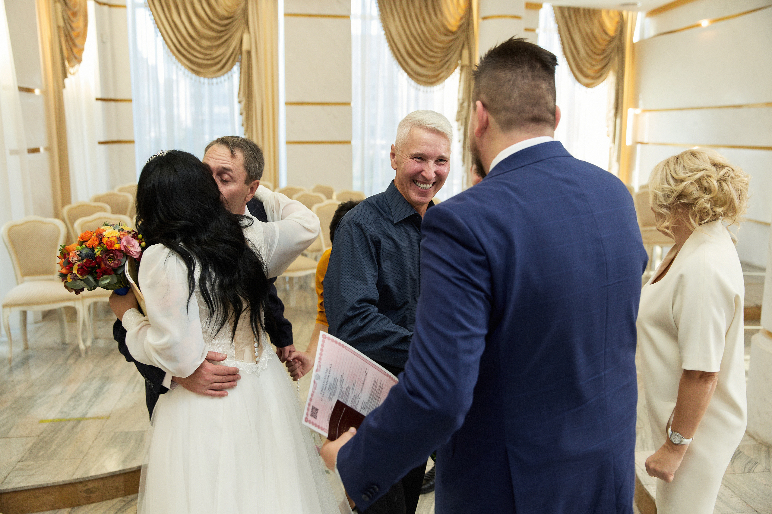 Выше гор только любовь. Другой взгляд на фотографию