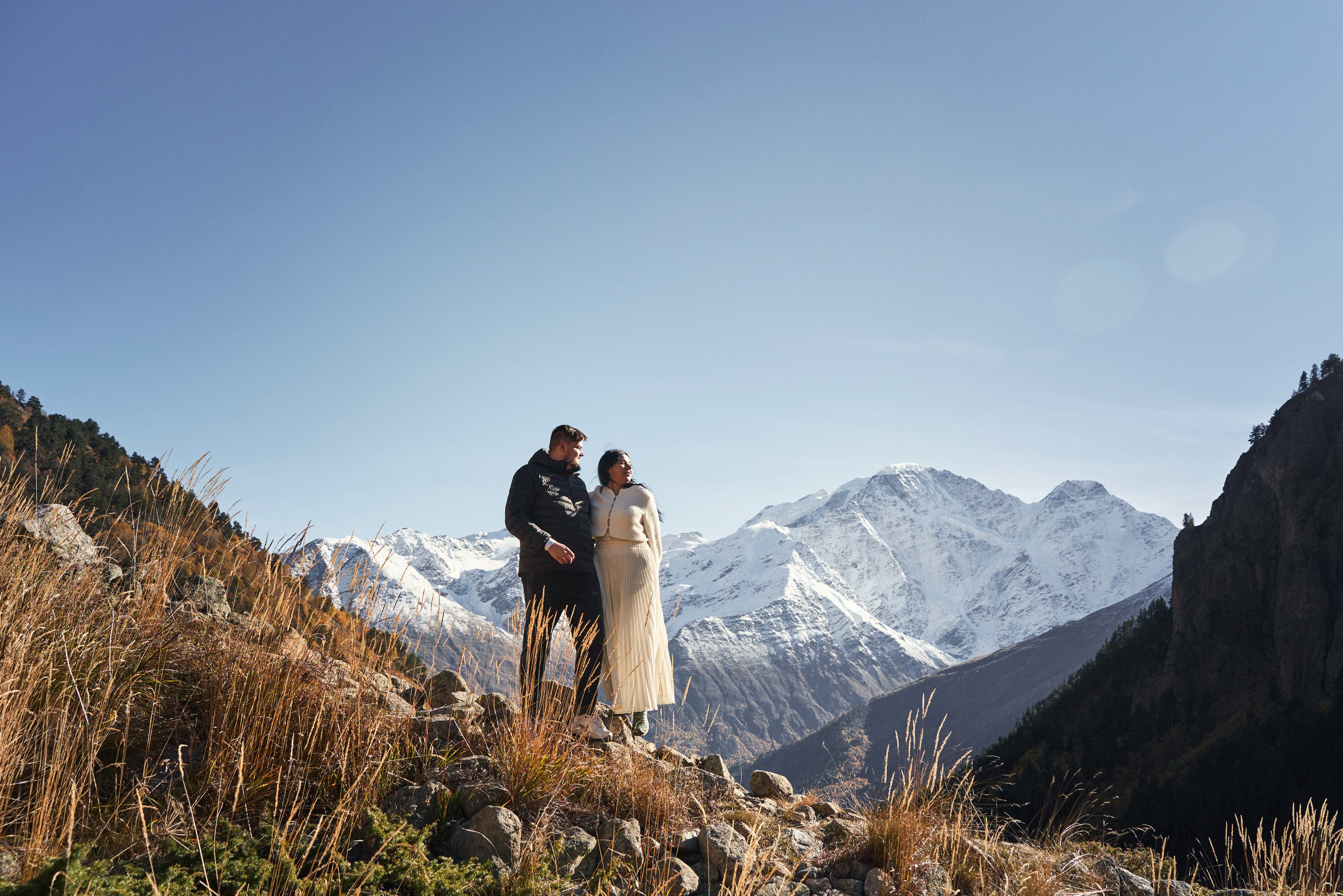 Выше гор только любовь. Другой взгляд на фотографию