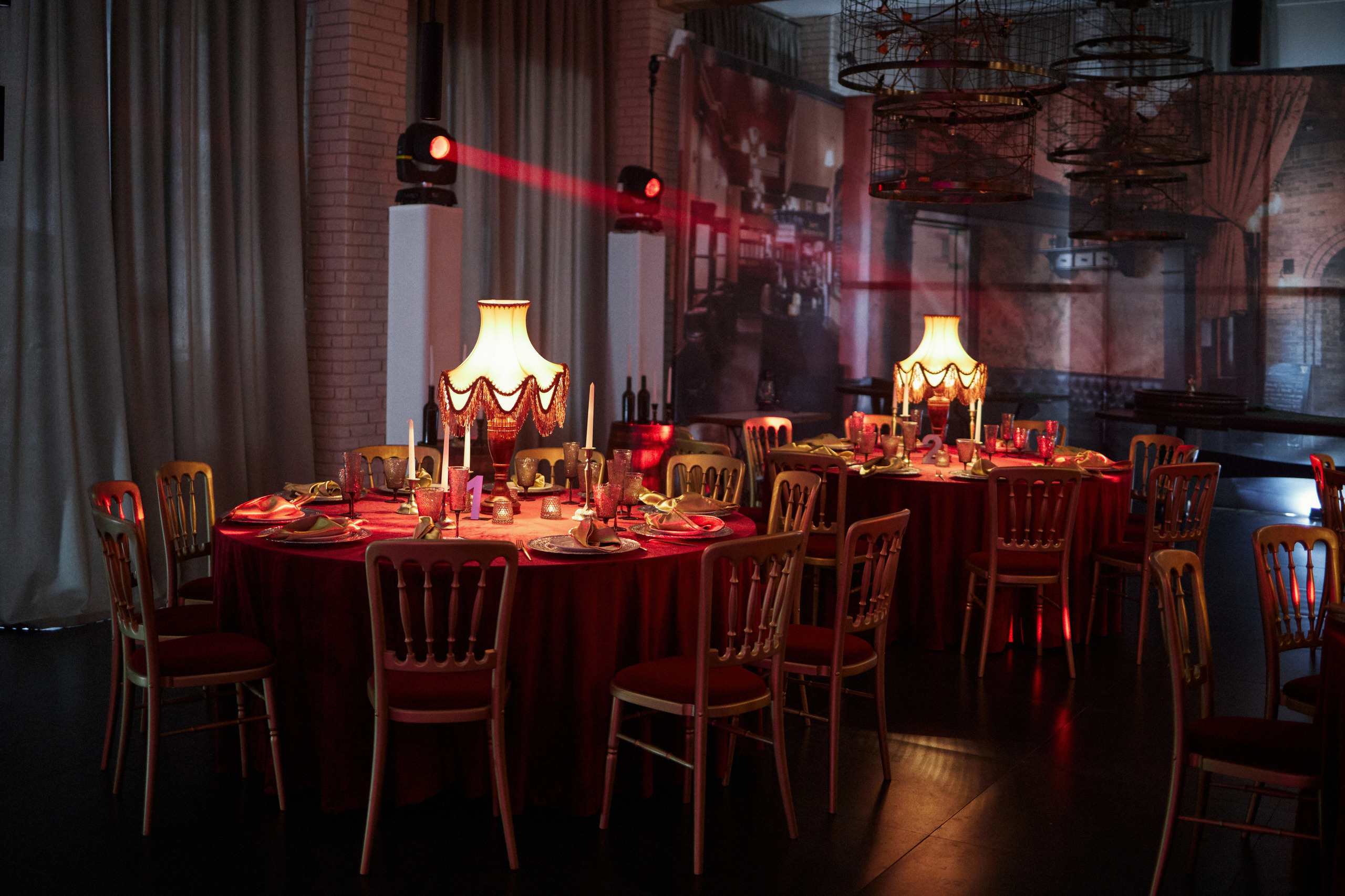 Острые козырьки. Другой взгляд на фотографию