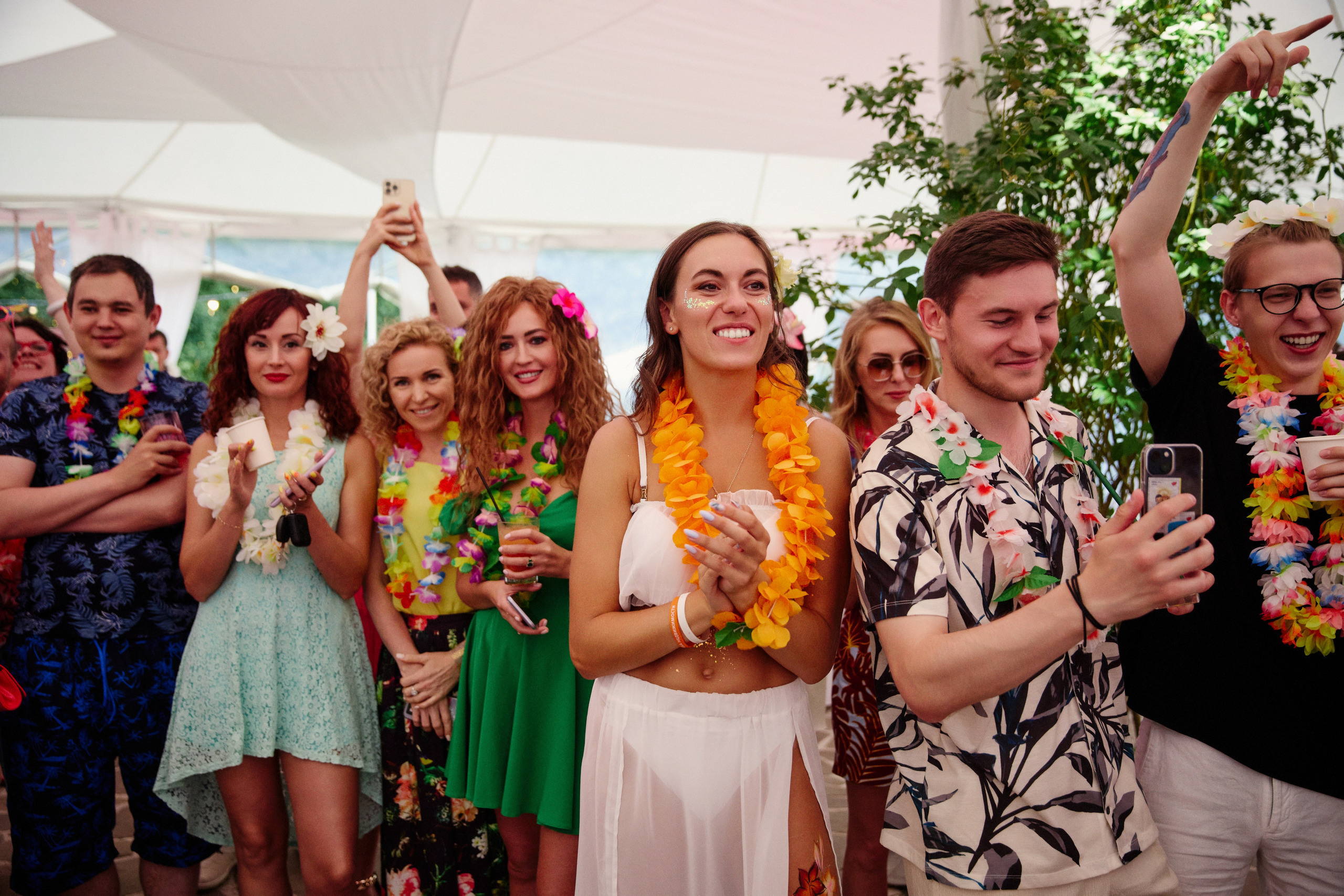 Hawaii party. Другой взгляд на фотографию